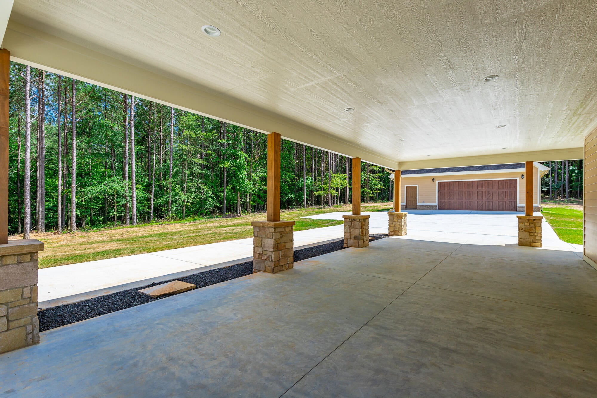 Jasper, Tennessee, 37347, United States, 3 Bedrooms Bedrooms, ,3 BathroomsBathrooms,Residential,Active,1965825