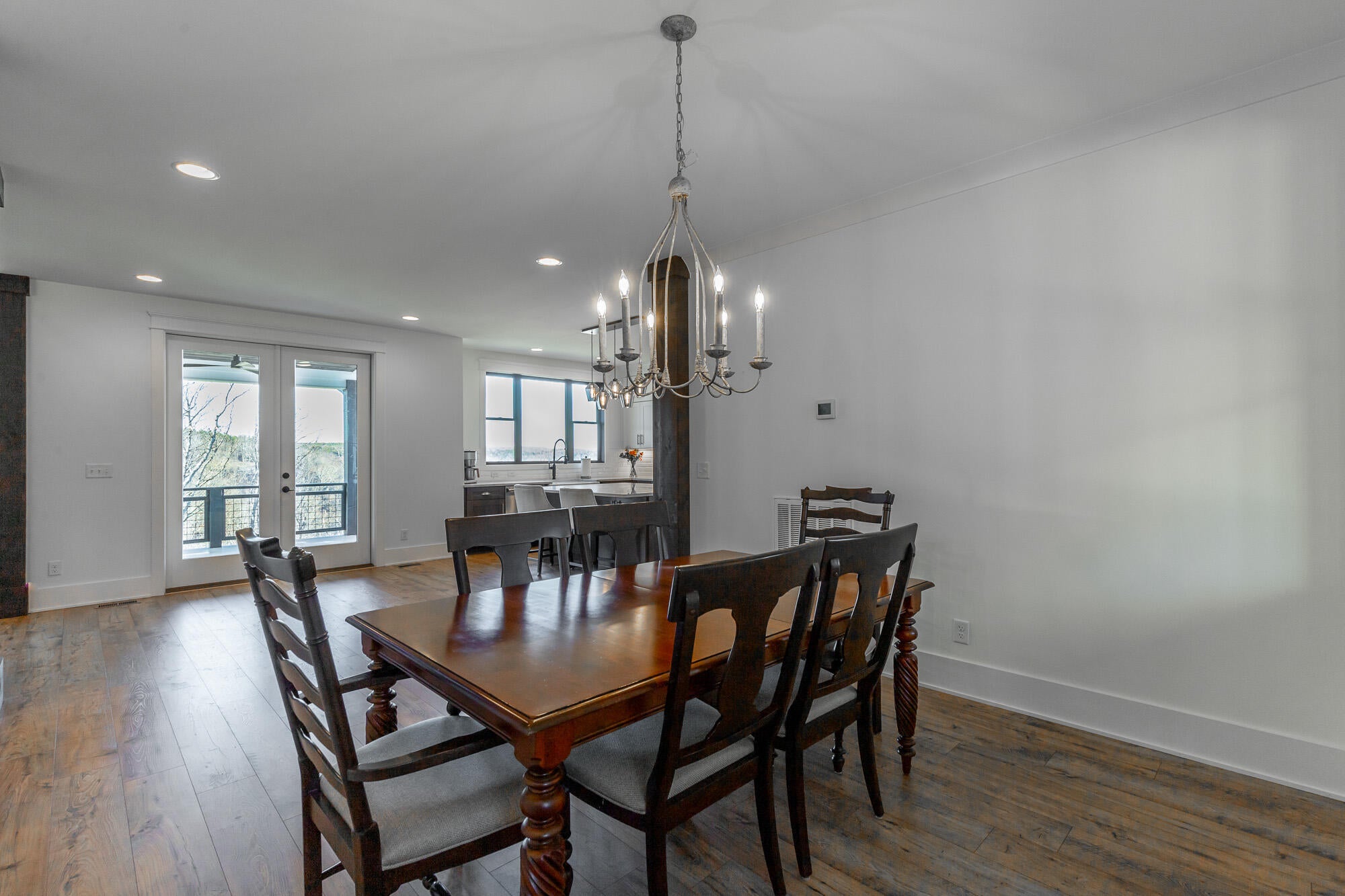 Jasper, Tennessee, 37347, United States, 3 Bedrooms Bedrooms, ,3 BathroomsBathrooms,Residential,Active,2002330