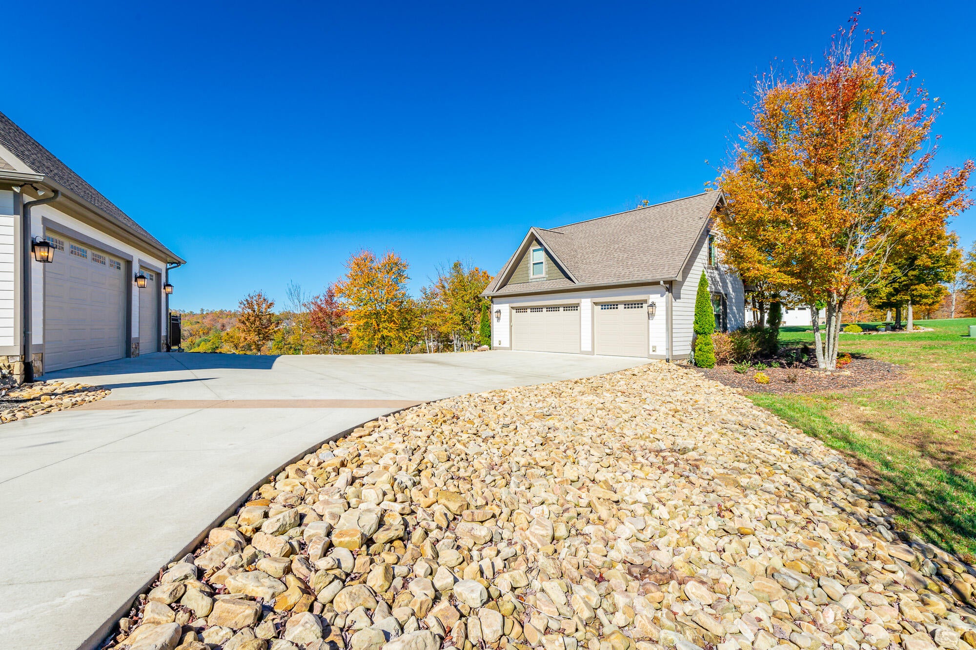 Jasper, Tennessee, 37347, United States, 3 Bedrooms Bedrooms, ,4 BathroomsBathrooms,Residential,Active,1987217