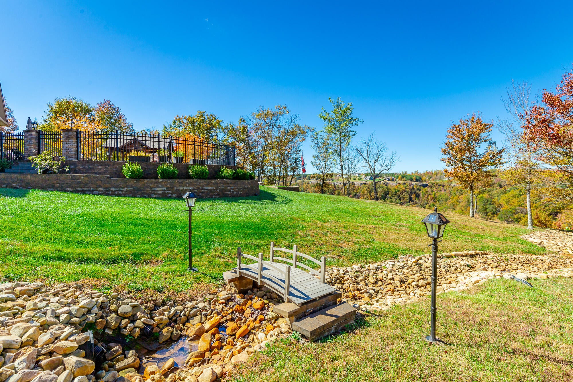 Jasper, Tennessee, 37347, United States, 3 Bedrooms Bedrooms, ,4 BathroomsBathrooms,Residential,Active,1987217