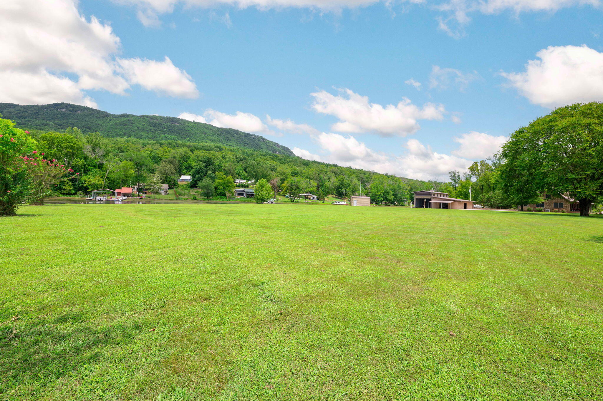 Whitwell, Tennessee, 37397, United States, 3 Bedrooms Bedrooms, ,2 BathroomsBathrooms,Residential,Active,1900160