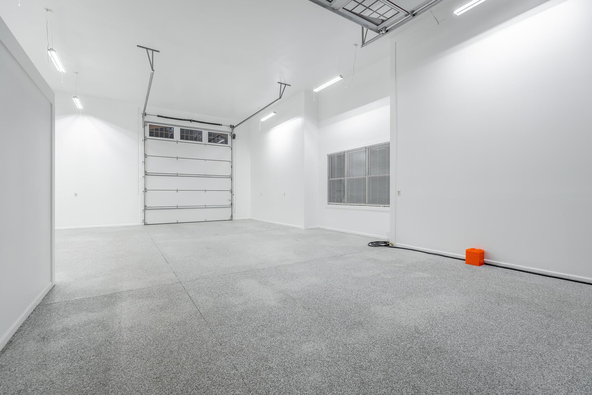 Jasper, Tennessee, 37347, United States, 3 Bedrooms Bedrooms, ,5 BathroomsBathrooms,Residential,Active,2002347