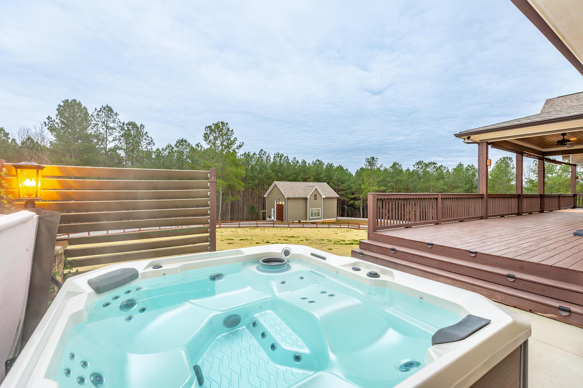 Jasper, Tennessee, 37347, United States, 3 Bedrooms Bedrooms, ,5 BathroomsBathrooms,Residential,Active,2002347