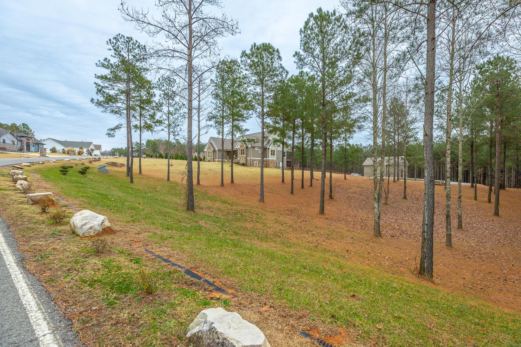 Jasper, Tennessee, 37347, United States, 3 Bedrooms Bedrooms, ,5 BathroomsBathrooms,Residential,Active,2002347