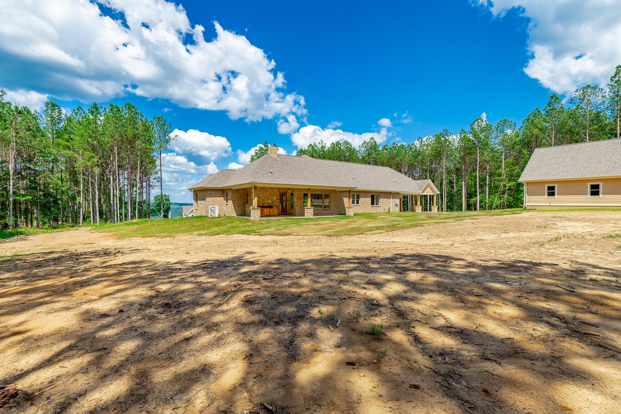 Jasper, Tennessee, 37347, United States, 3 Bedrooms Bedrooms, ,3 BathroomsBathrooms,Residential,Active,1965825