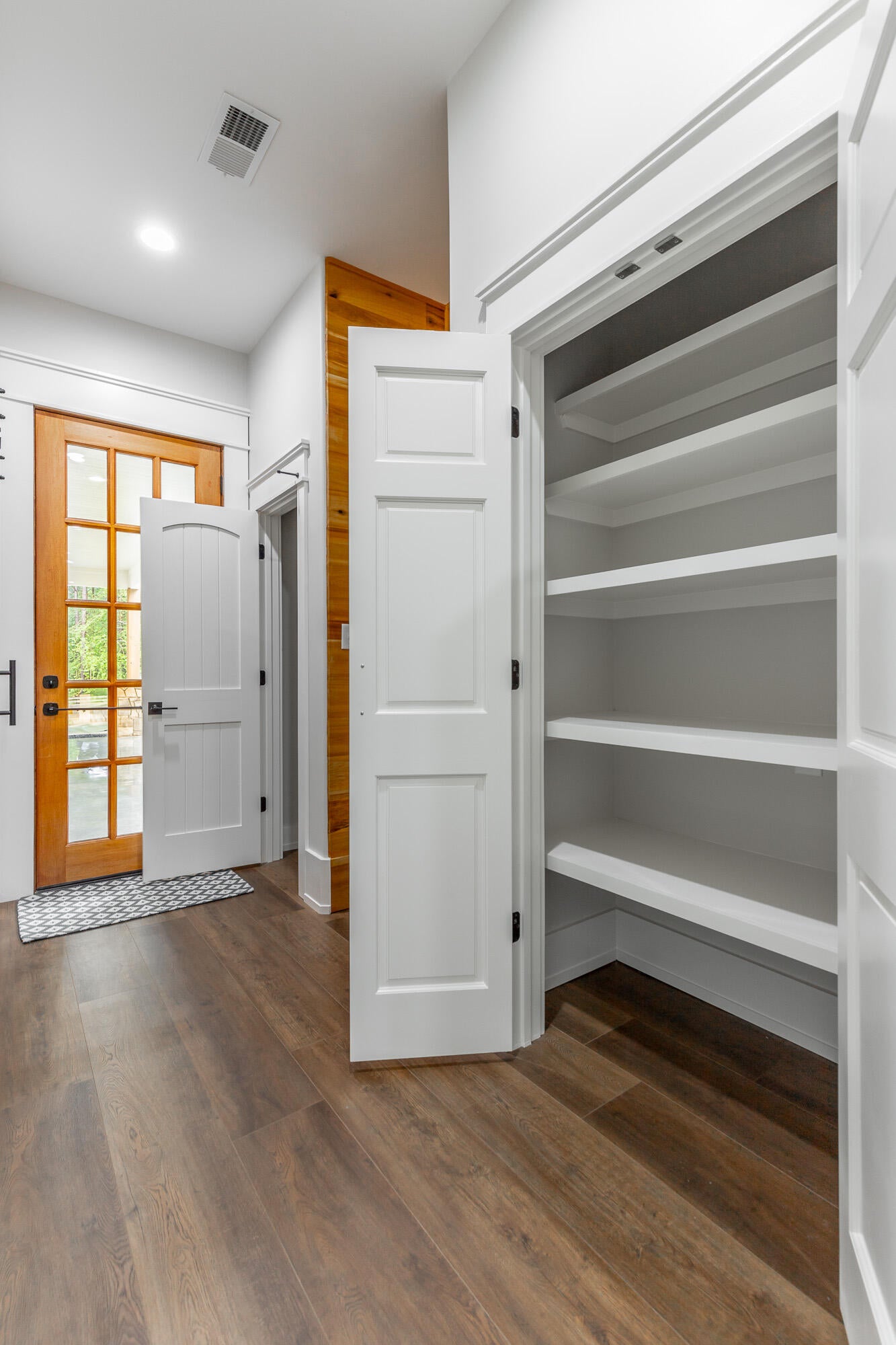 Jasper, Tennessee, 37347, United States, 3 Bedrooms Bedrooms, ,3 BathroomsBathrooms,Residential,Active,1965825