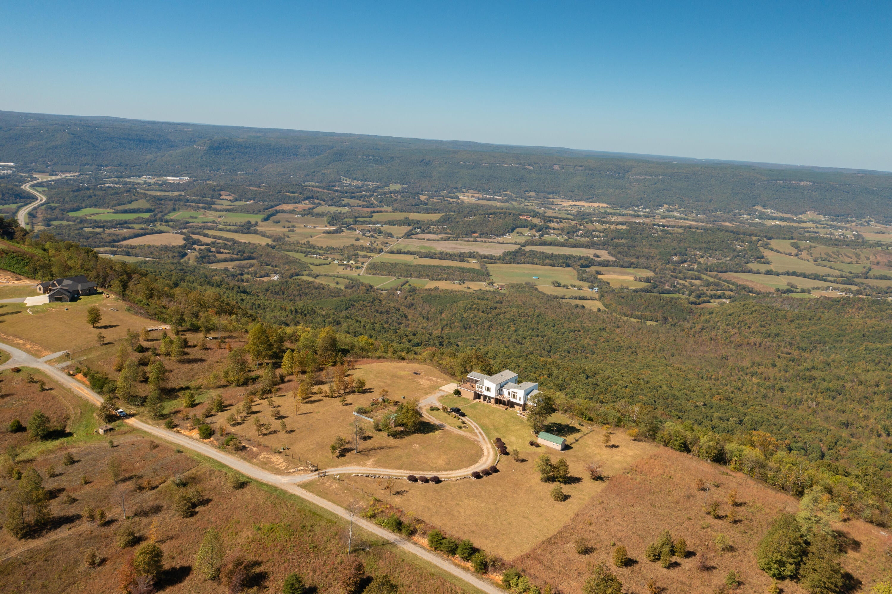 Graysville, Tennessee, 37338, United States, 4 Bedrooms Bedrooms, ,4 BathroomsBathrooms,Residential,Active,1952475