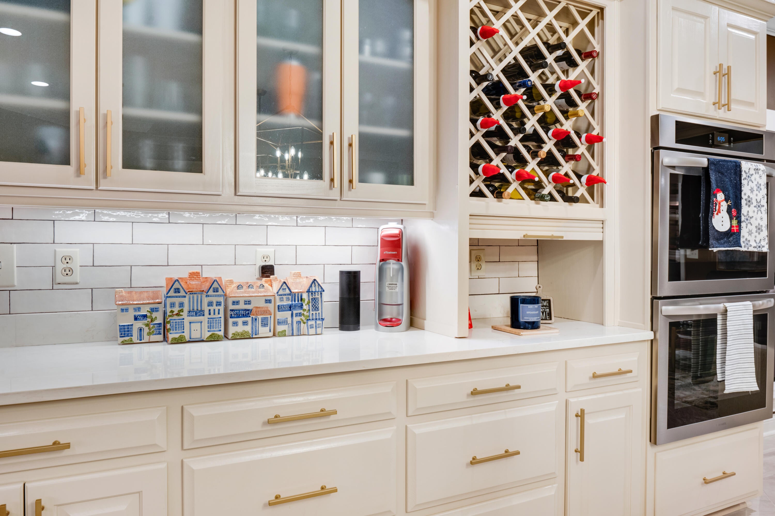 Chattanooga, Tennessee, 37416, United States, 4 Bedrooms Bedrooms, ,5 BathroomsBathrooms,Residential,Pending,2007030