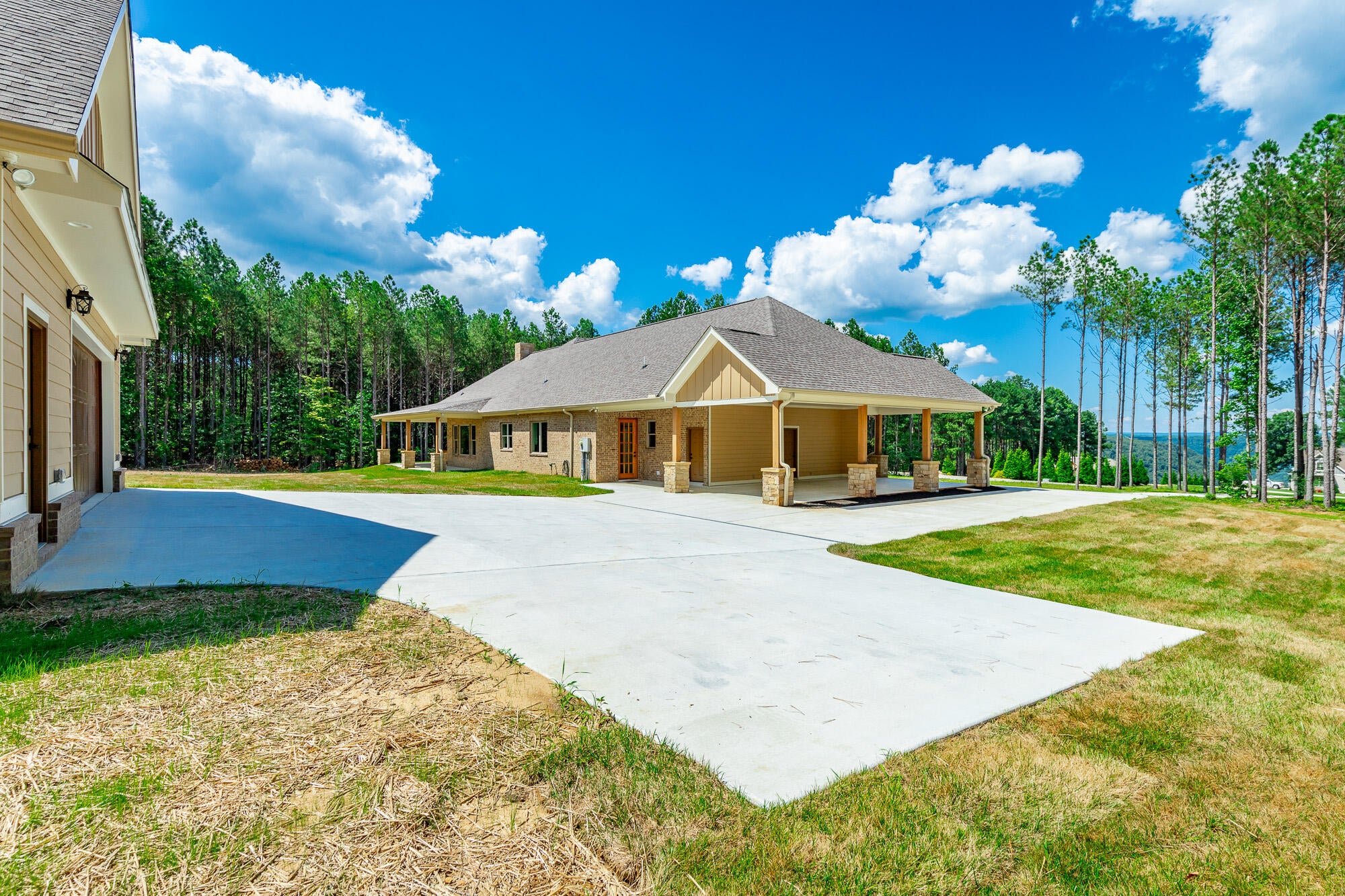 Jasper, Tennessee, 37347, United States, 3 Bedrooms Bedrooms, ,3 BathroomsBathrooms,Residential,Active,1965825