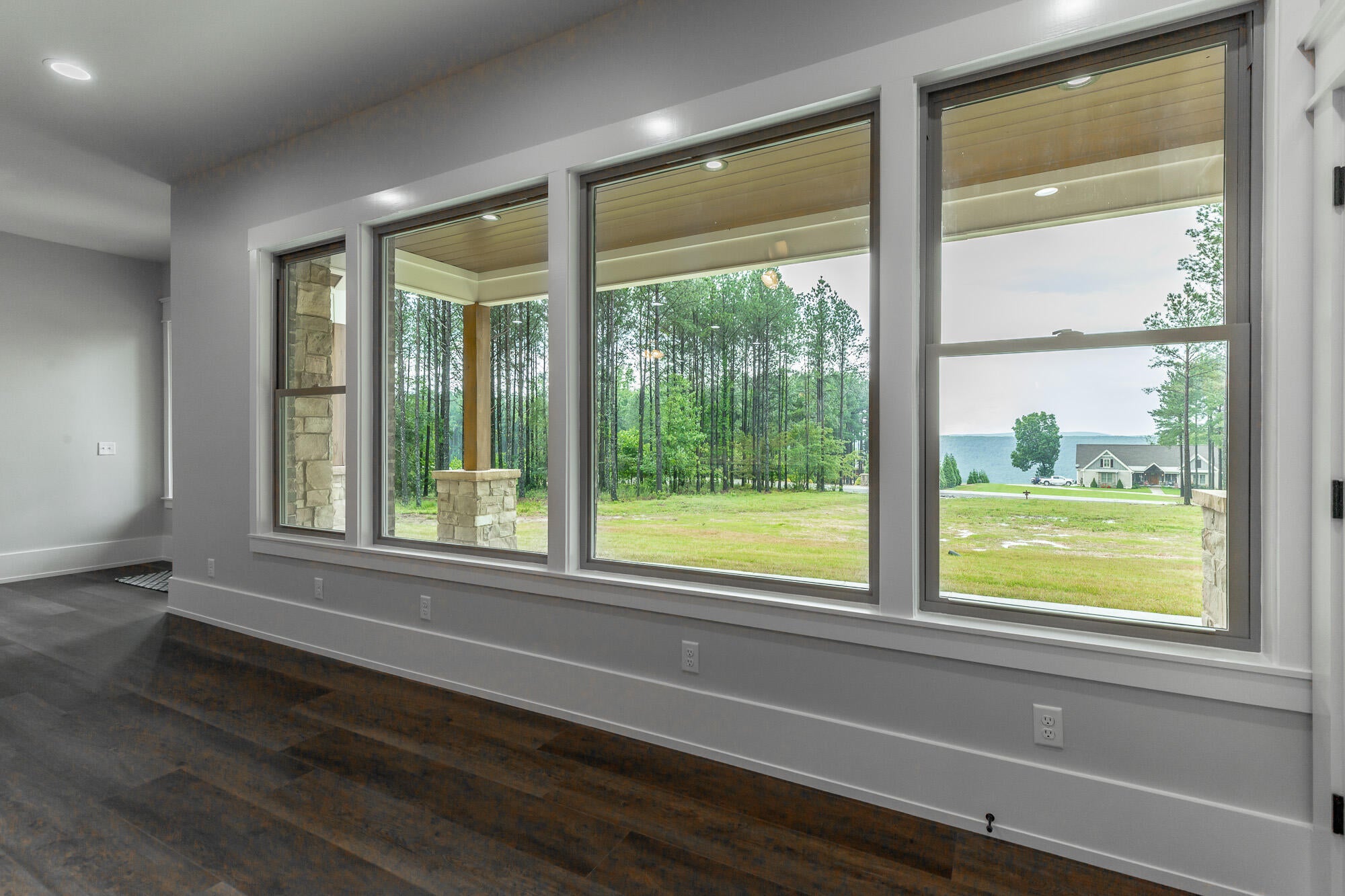 Jasper, Tennessee, 37347, United States, 3 Bedrooms Bedrooms, ,3 BathroomsBathrooms,Residential,Active,1965825