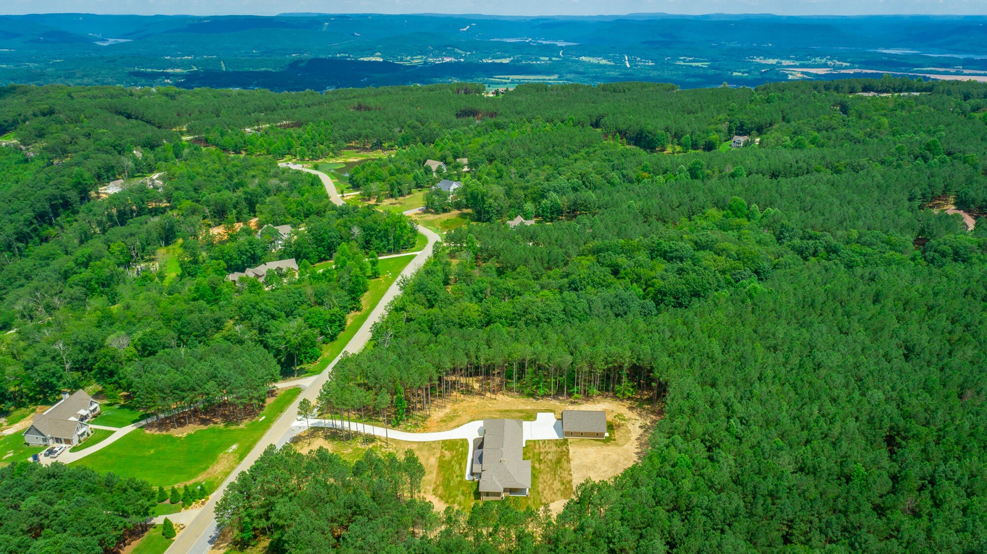 Jasper, Tennessee, 37347, United States, 3 Bedrooms Bedrooms, ,3 BathroomsBathrooms,Residential,Active,1965825