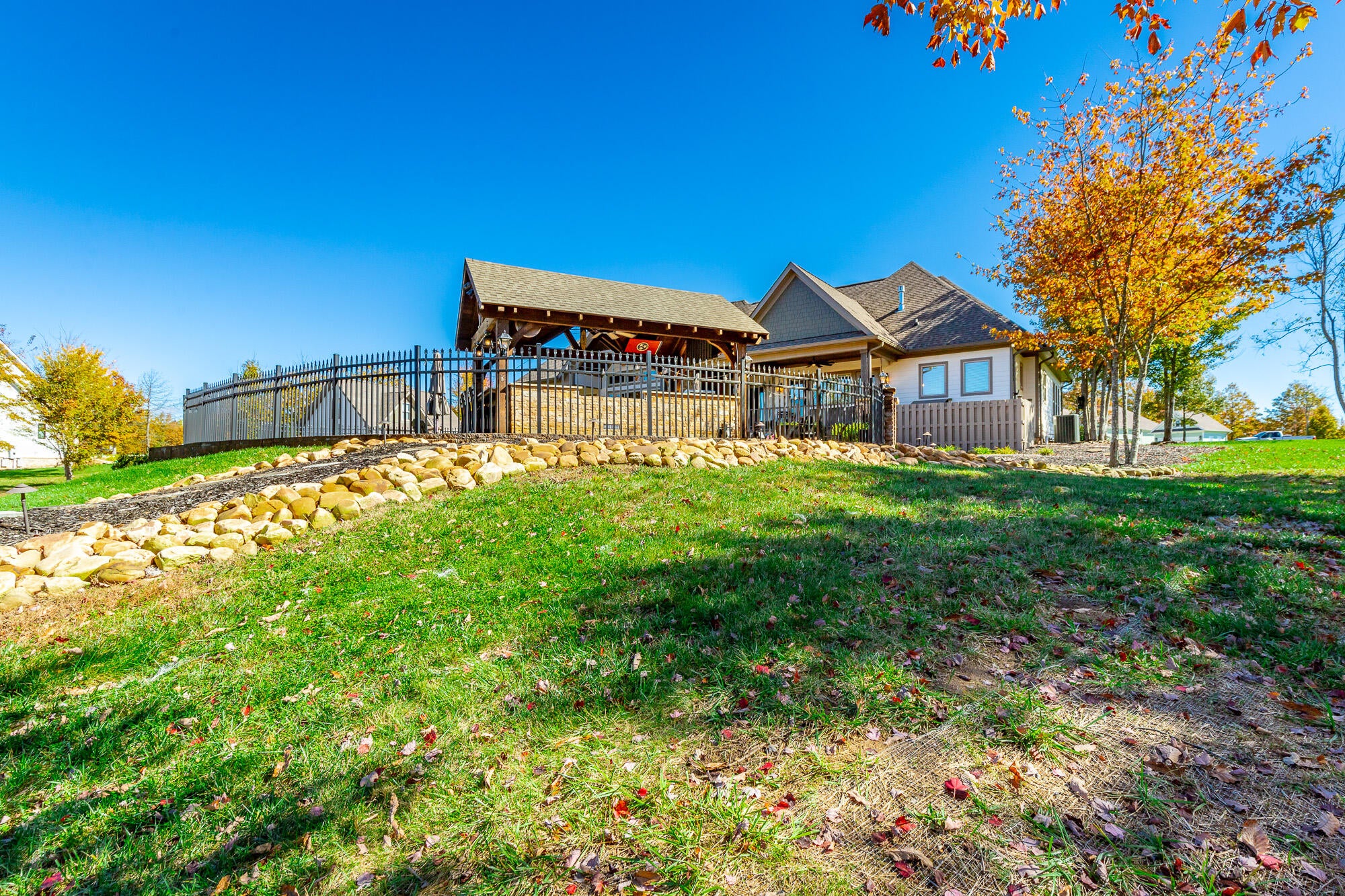 Jasper, Tennessee, 37347, United States, 3 Bedrooms Bedrooms, ,4 BathroomsBathrooms,Residential,Active,1987217