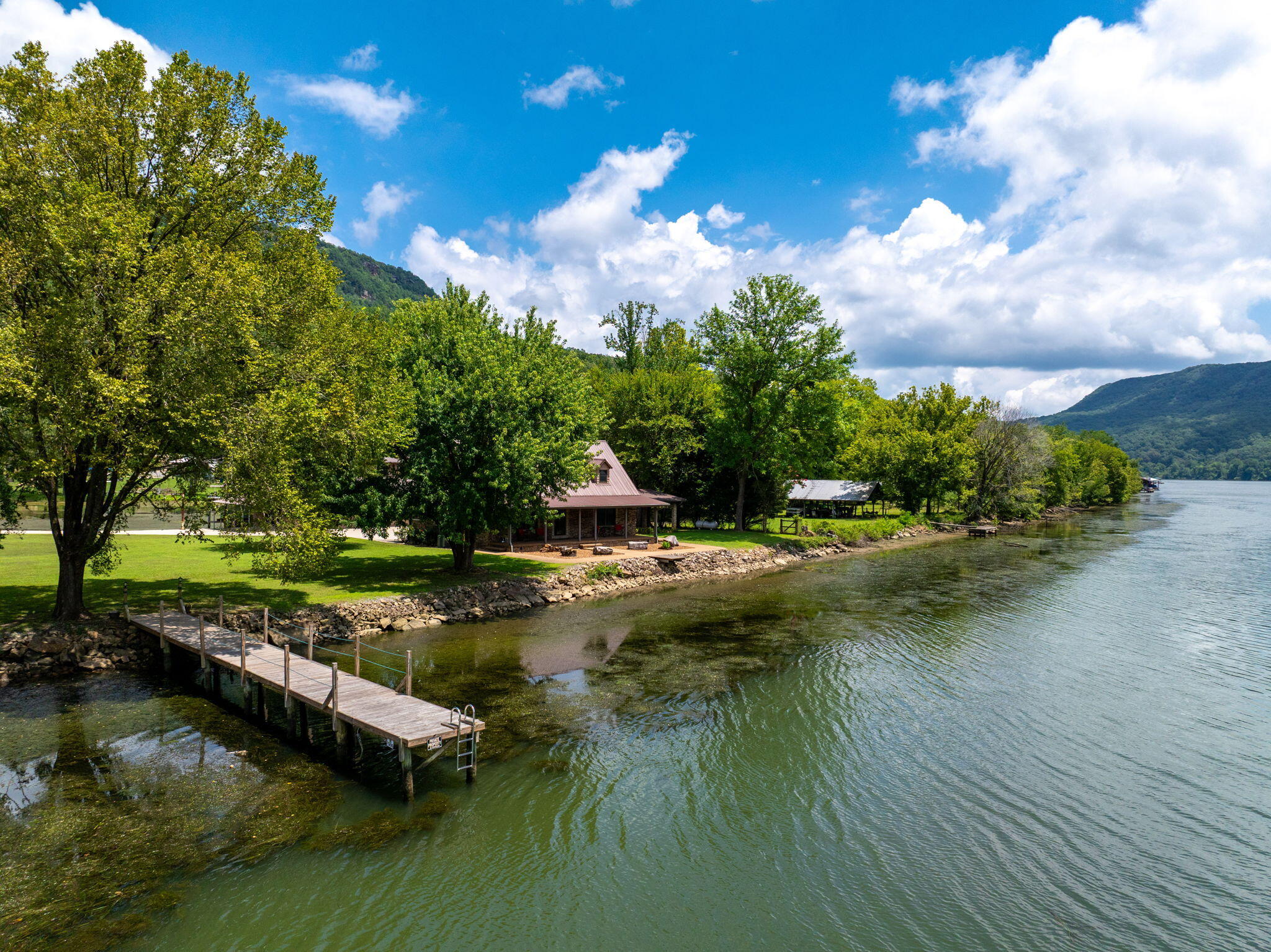 Whitwell, Tennessee, 37397, United States, 3 Bedrooms Bedrooms, ,2 BathroomsBathrooms,Residential,Active,1900160