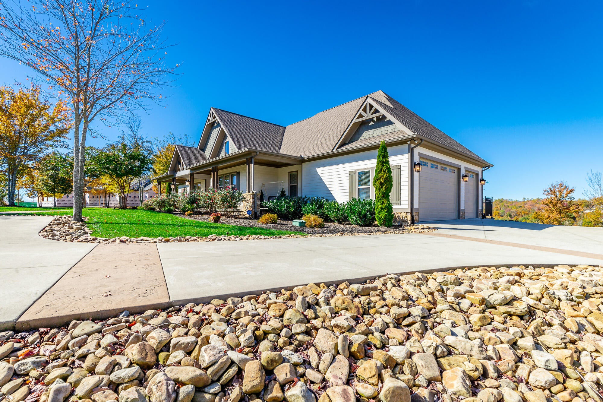 Jasper, Tennessee, 37347, United States, 3 Bedrooms Bedrooms, ,4 BathroomsBathrooms,Residential,Active,1987217