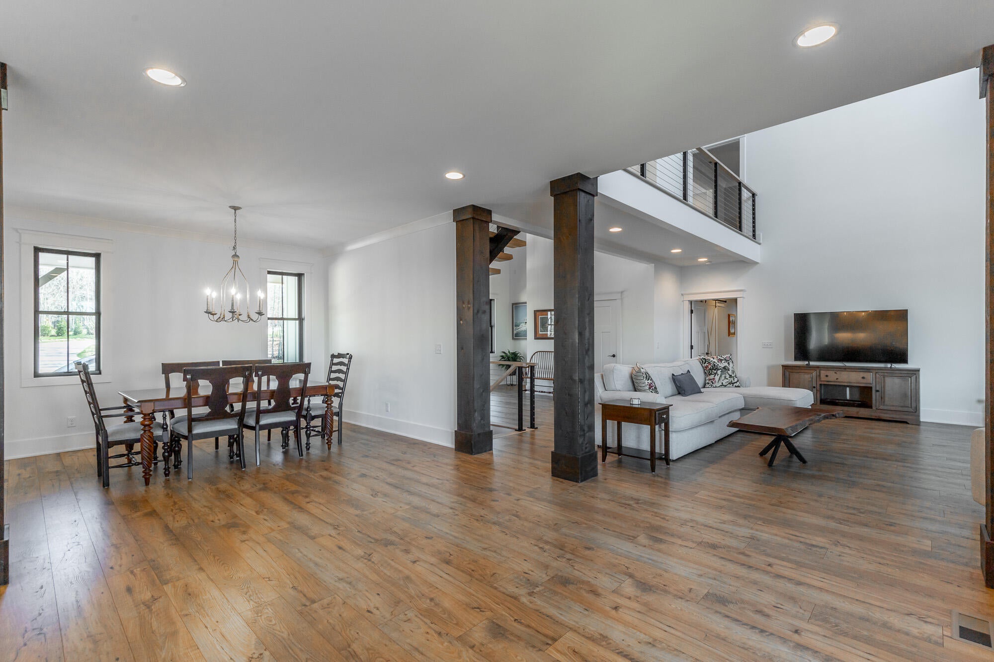 Jasper, Tennessee, 37347, United States, 3 Bedrooms Bedrooms, ,3 BathroomsBathrooms,Residential,Active,2002330