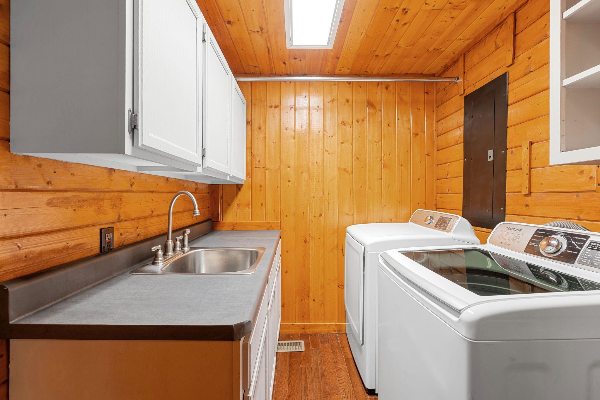 Whitwell, Tennessee, 37397, United States, 3 Bedrooms Bedrooms, ,2 BathroomsBathrooms,Residential,Active,1900160