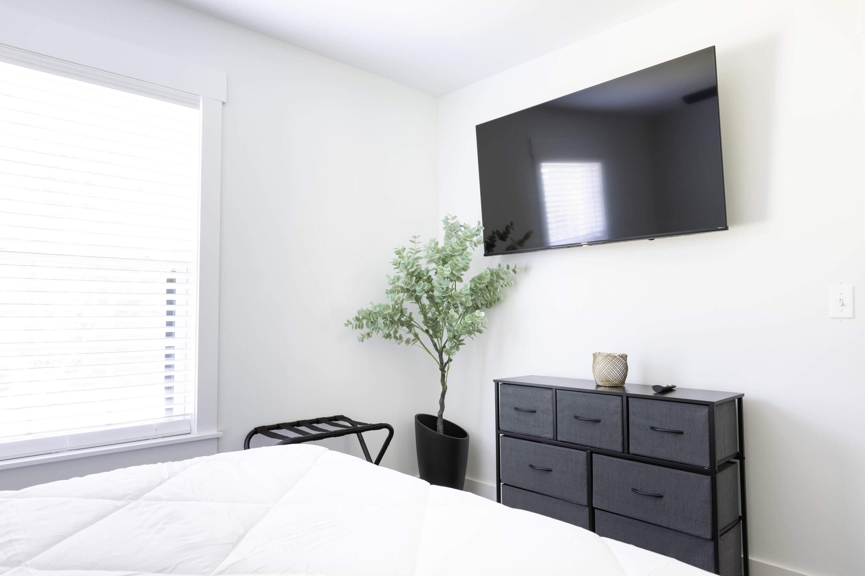 Delano, Tennessee, 37325, United States, 10 Bedrooms Bedrooms, ,5 BathroomsBathrooms,Residential,Active,1880305