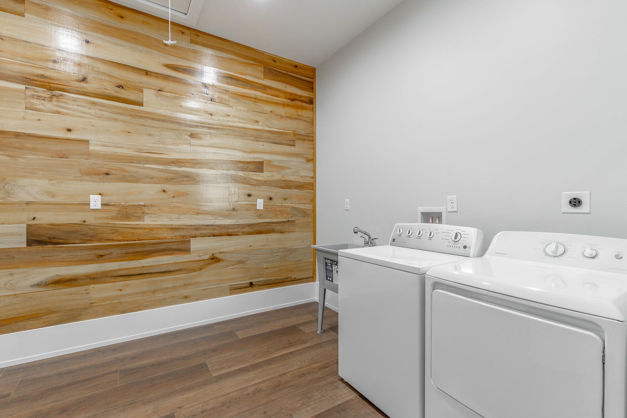 Jasper, Tennessee, 37347, United States, 3 Bedrooms Bedrooms, ,3 BathroomsBathrooms,Residential,Active,1965825