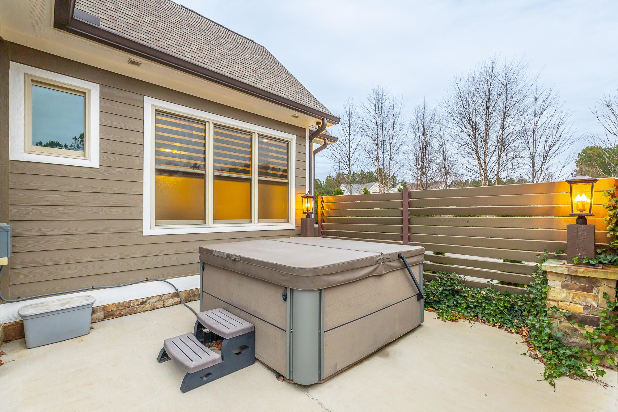 Jasper, Tennessee, 37347, United States, 3 Bedrooms Bedrooms, ,5 BathroomsBathrooms,Residential,Active,2002347