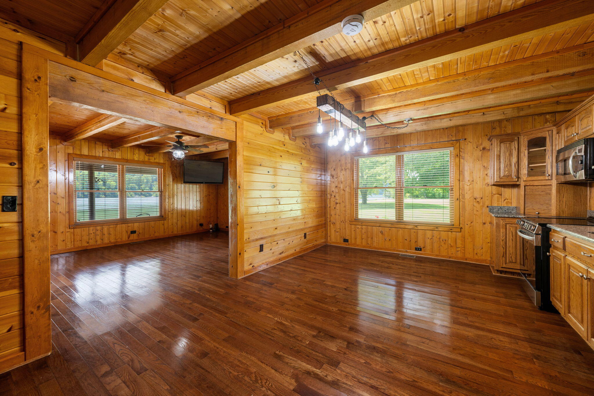 Whitwell, Tennessee, 37397, United States, 3 Bedrooms Bedrooms, ,2 BathroomsBathrooms,Residential,Active,1900160