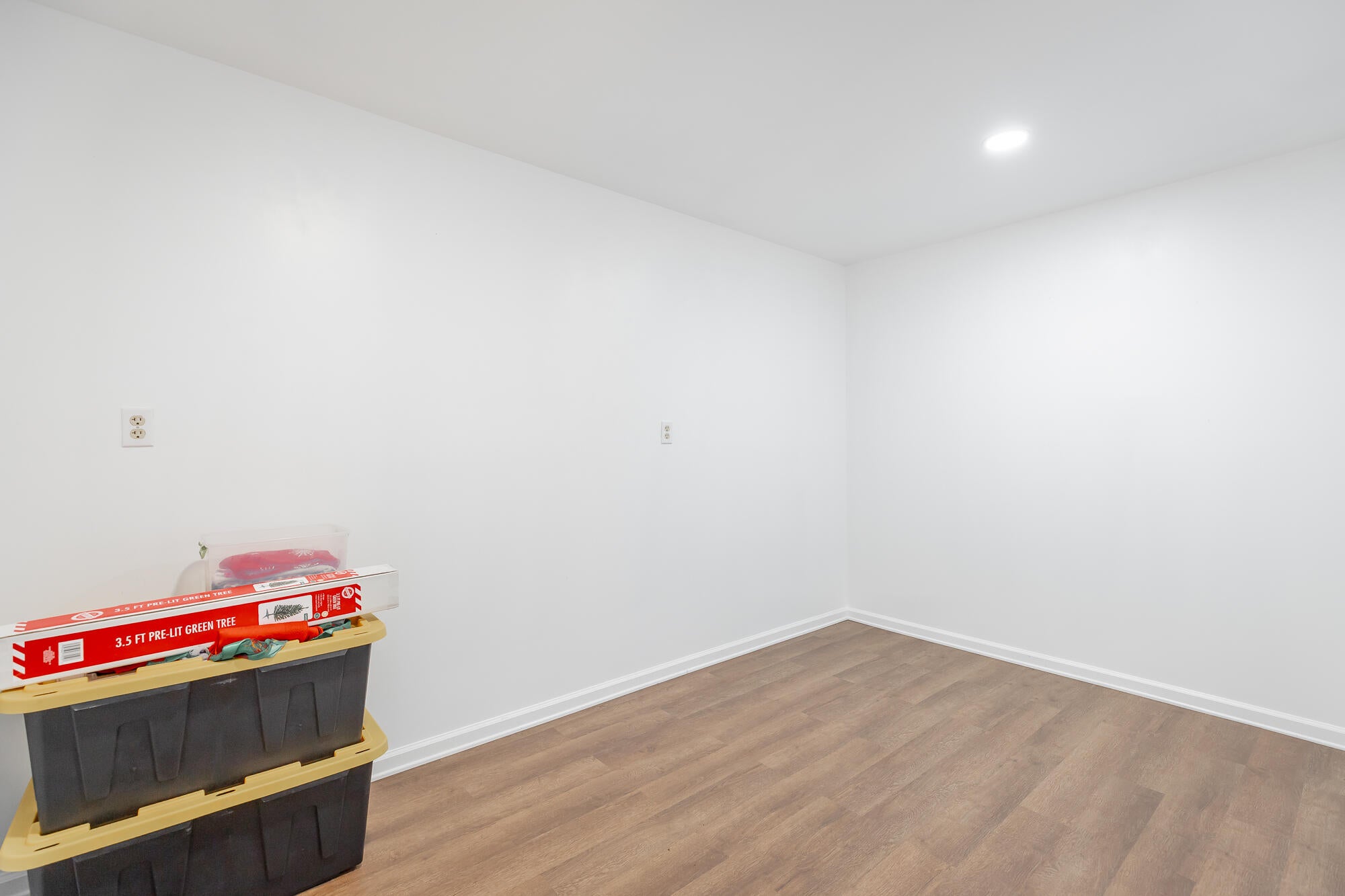 Jasper, Tennessee, 37347, United States, 3 Bedrooms Bedrooms, ,5 BathroomsBathrooms,Residential,Active,2002347