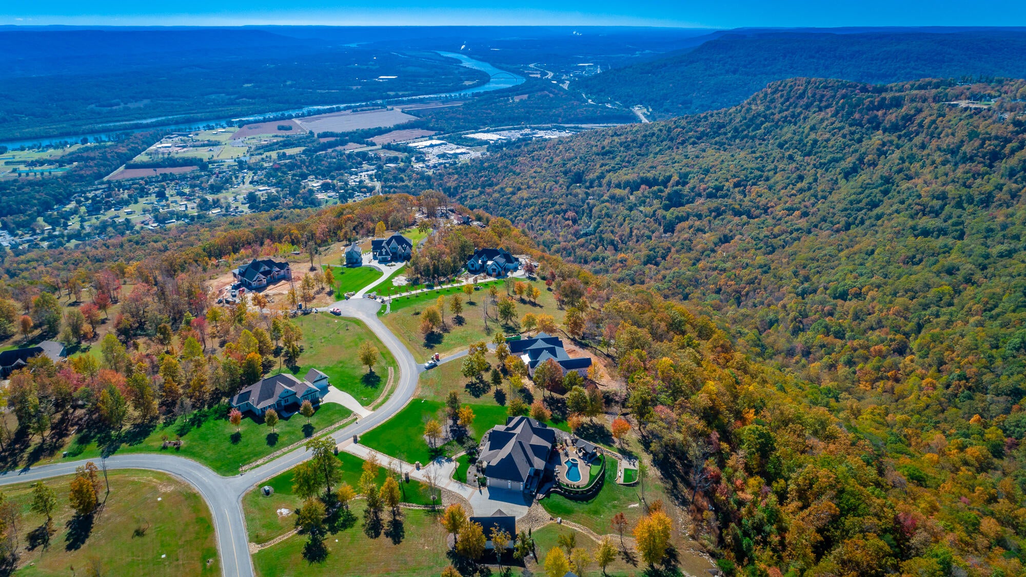 Jasper, Tennessee, 37347, United States, 3 Bedrooms Bedrooms, ,4 BathroomsBathrooms,Residential,Active,1987217