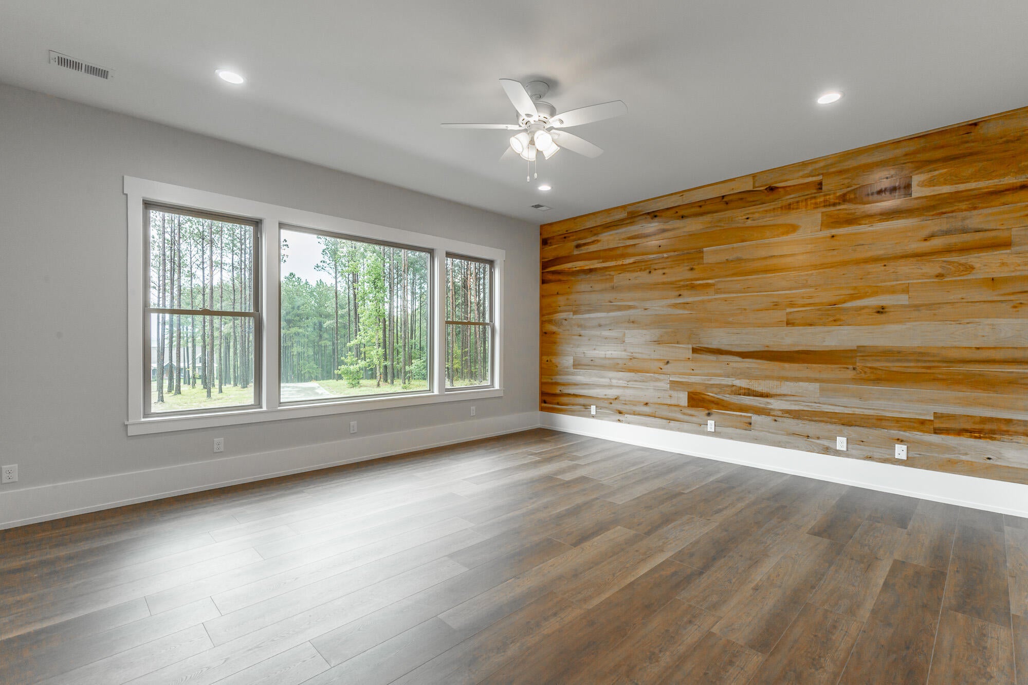 Jasper, Tennessee, 37347, United States, 3 Bedrooms Bedrooms, ,3 BathroomsBathrooms,Residential,Active,1965825