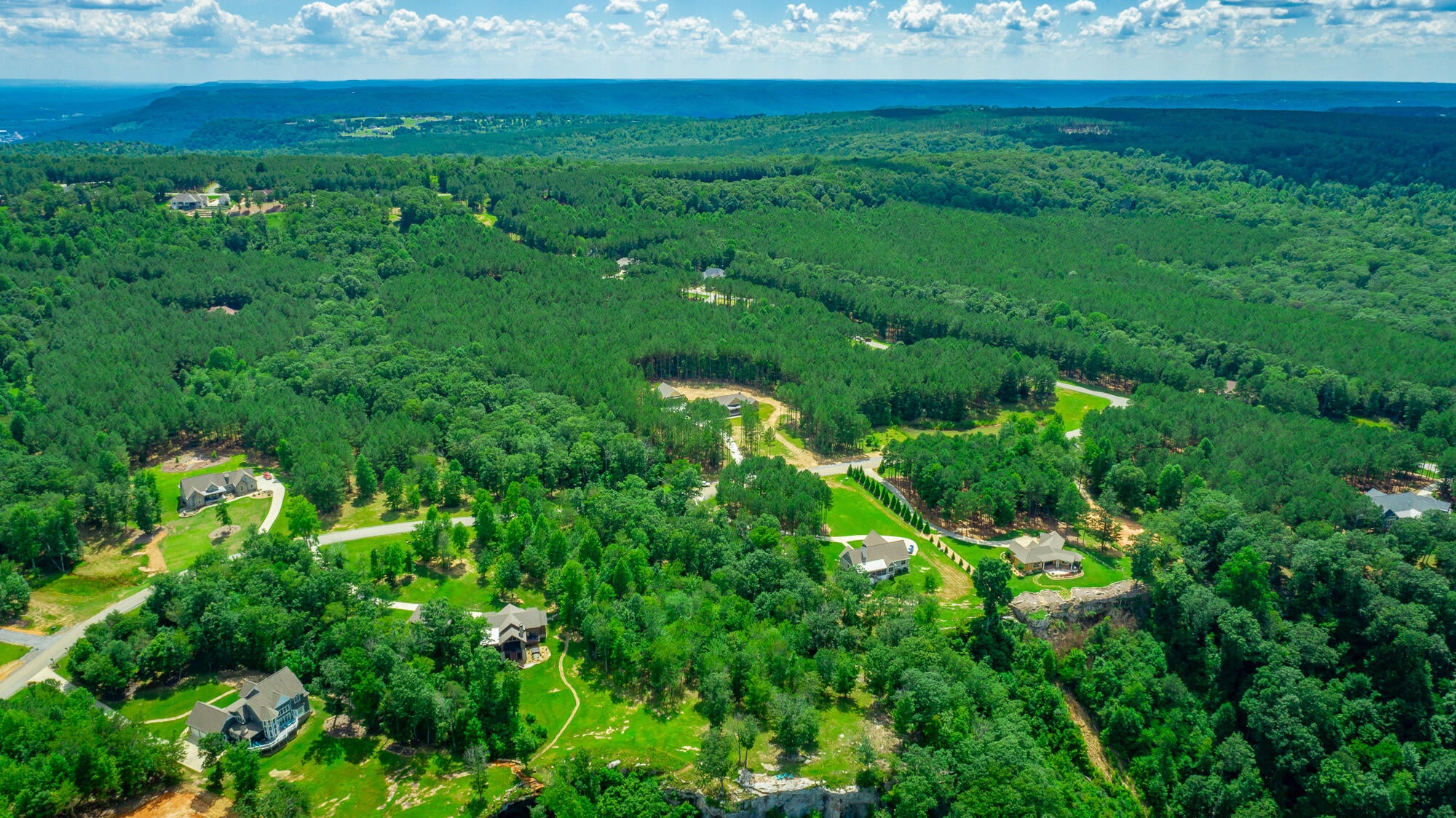 Jasper, Tennessee, 37347, United States, 3 Bedrooms Bedrooms, ,3 BathroomsBathrooms,Residential,Active,1965825