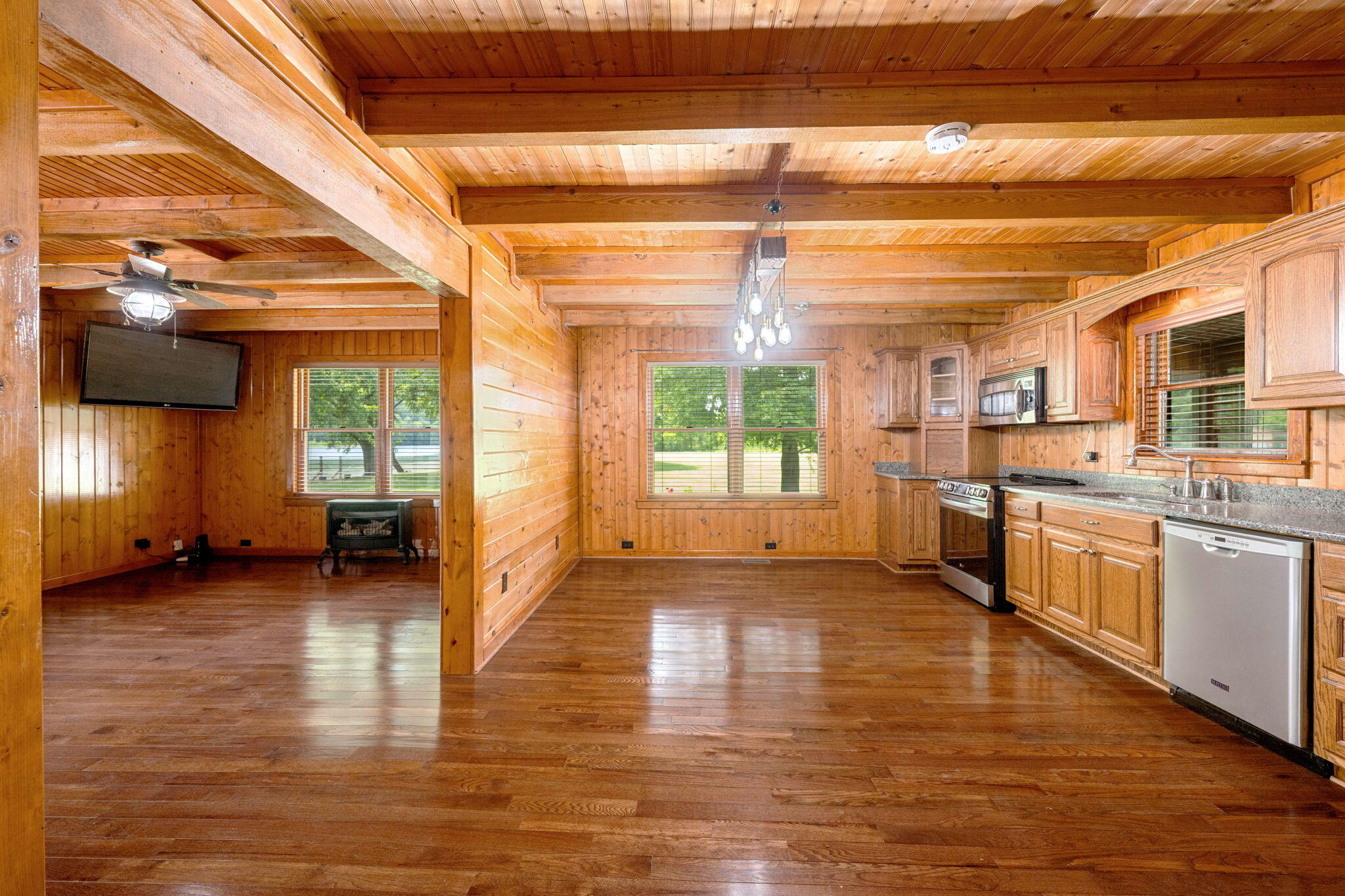 Whitwell, Tennessee, 37397, United States, 3 Bedrooms Bedrooms, ,2 BathroomsBathrooms,Residential,Active,1900160
