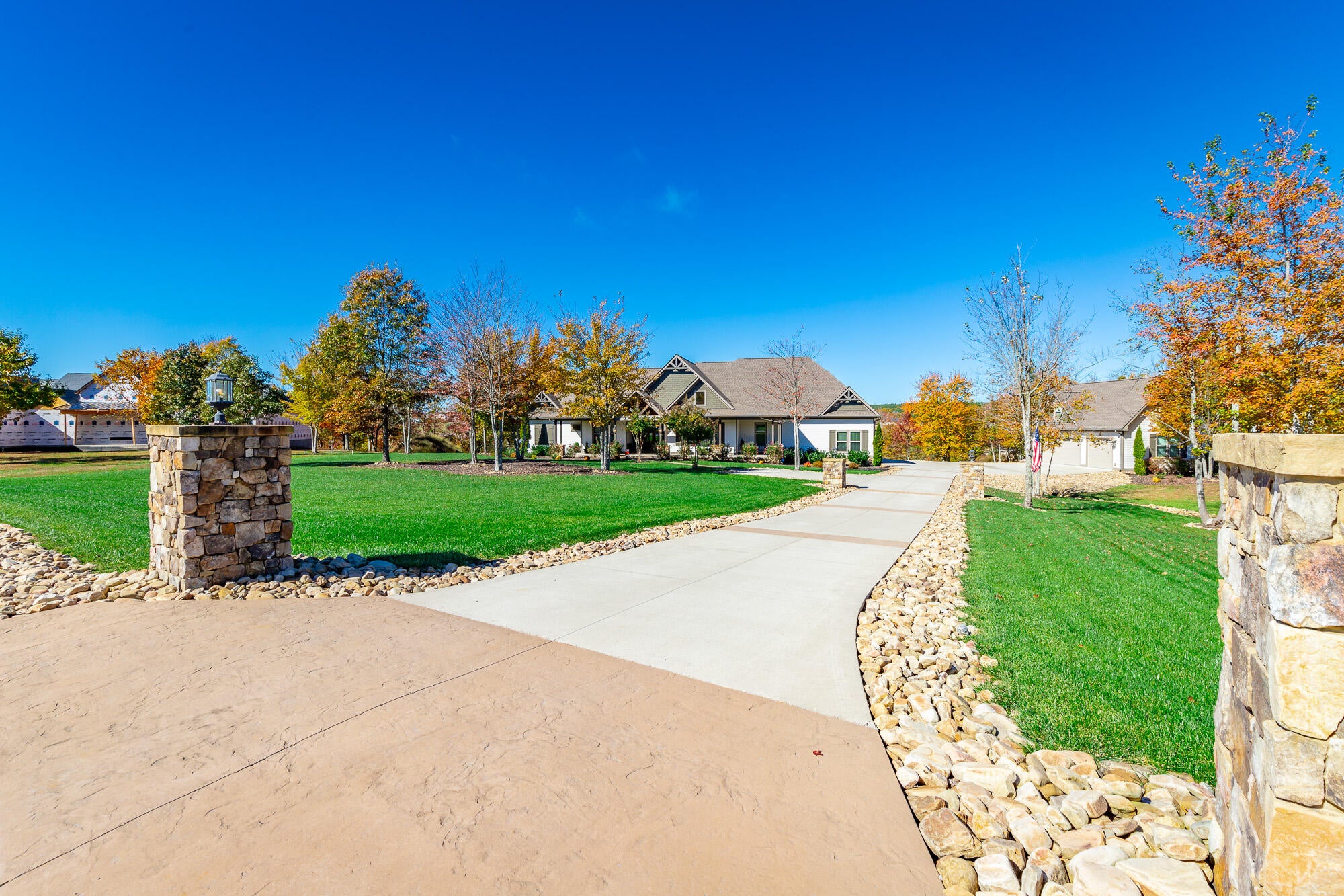 Jasper, Tennessee, 37347, United States, 3 Bedrooms Bedrooms, ,4 BathroomsBathrooms,Residential,Active,1987217