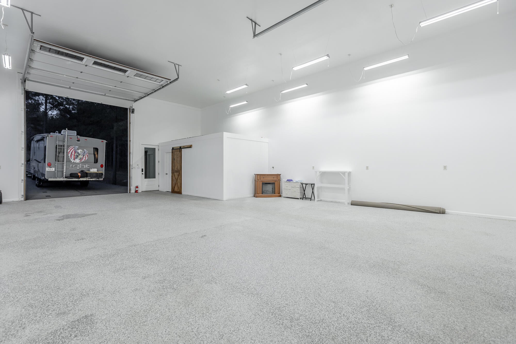 Jasper, Tennessee, 37347, United States, 3 Bedrooms Bedrooms, ,5 BathroomsBathrooms,Residential,Active,2002347