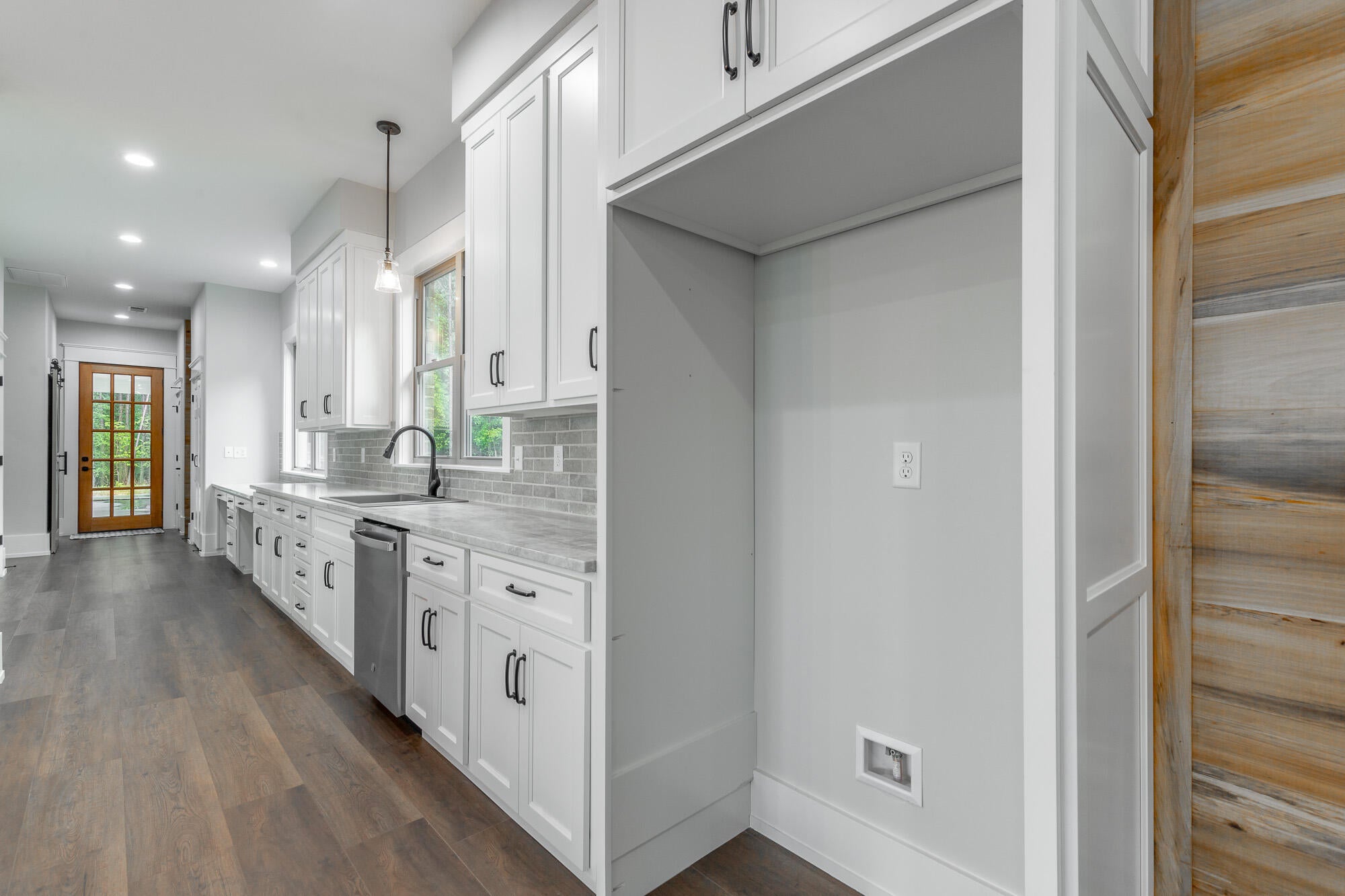 Jasper, Tennessee, 37347, United States, 3 Bedrooms Bedrooms, ,3 BathroomsBathrooms,Residential,Active,1965825