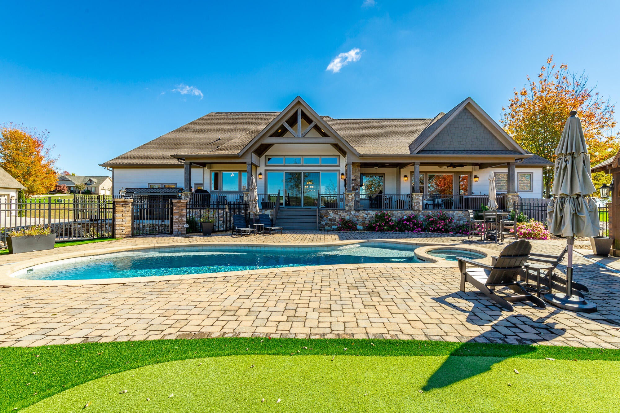 Jasper, Tennessee, 37347, United States, 3 Bedrooms Bedrooms, ,4 BathroomsBathrooms,Residential,Active,1987217