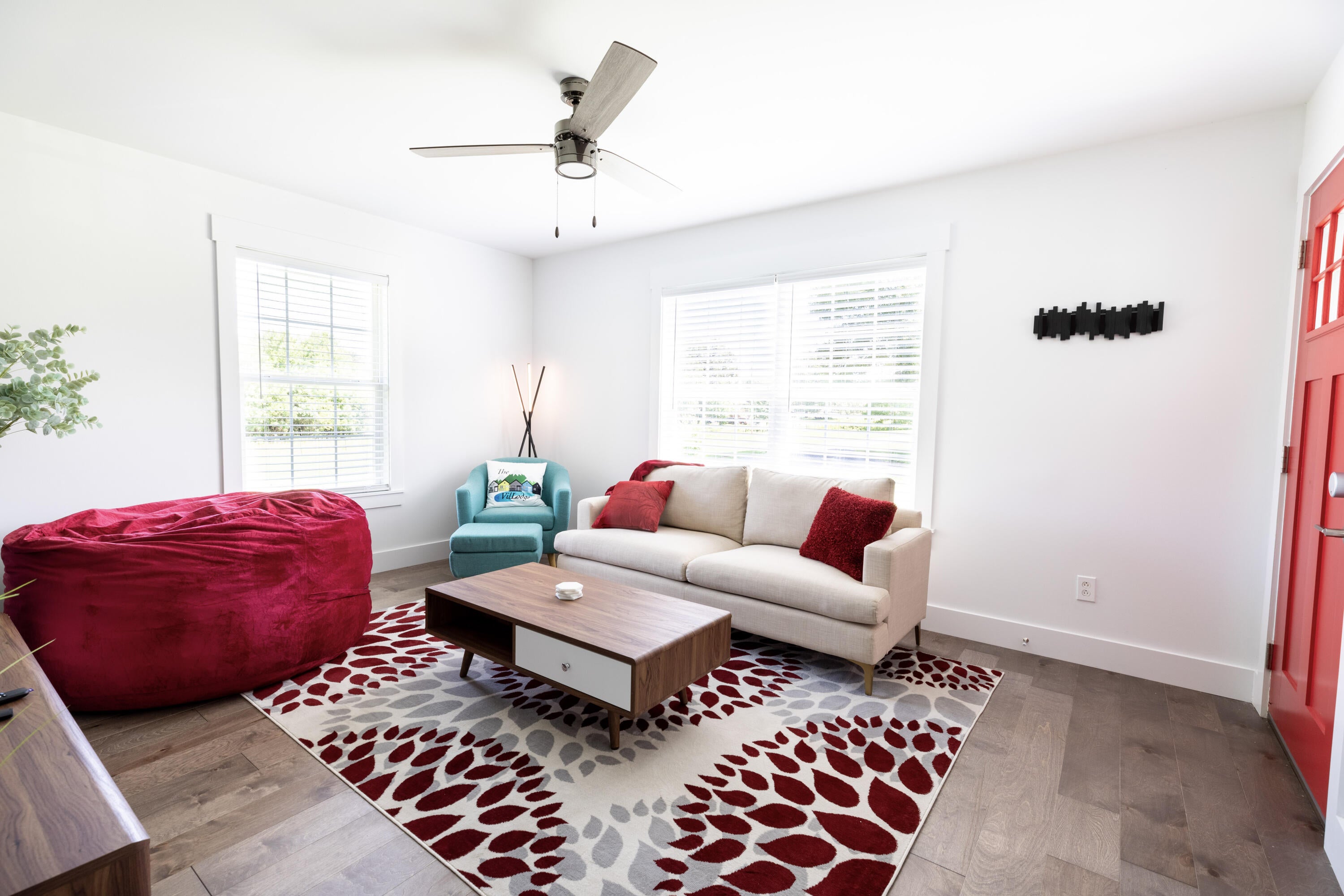 Delano, Tennessee, 37325, United States, 10 Bedrooms Bedrooms, ,5 BathroomsBathrooms,Residential,Active,1880305