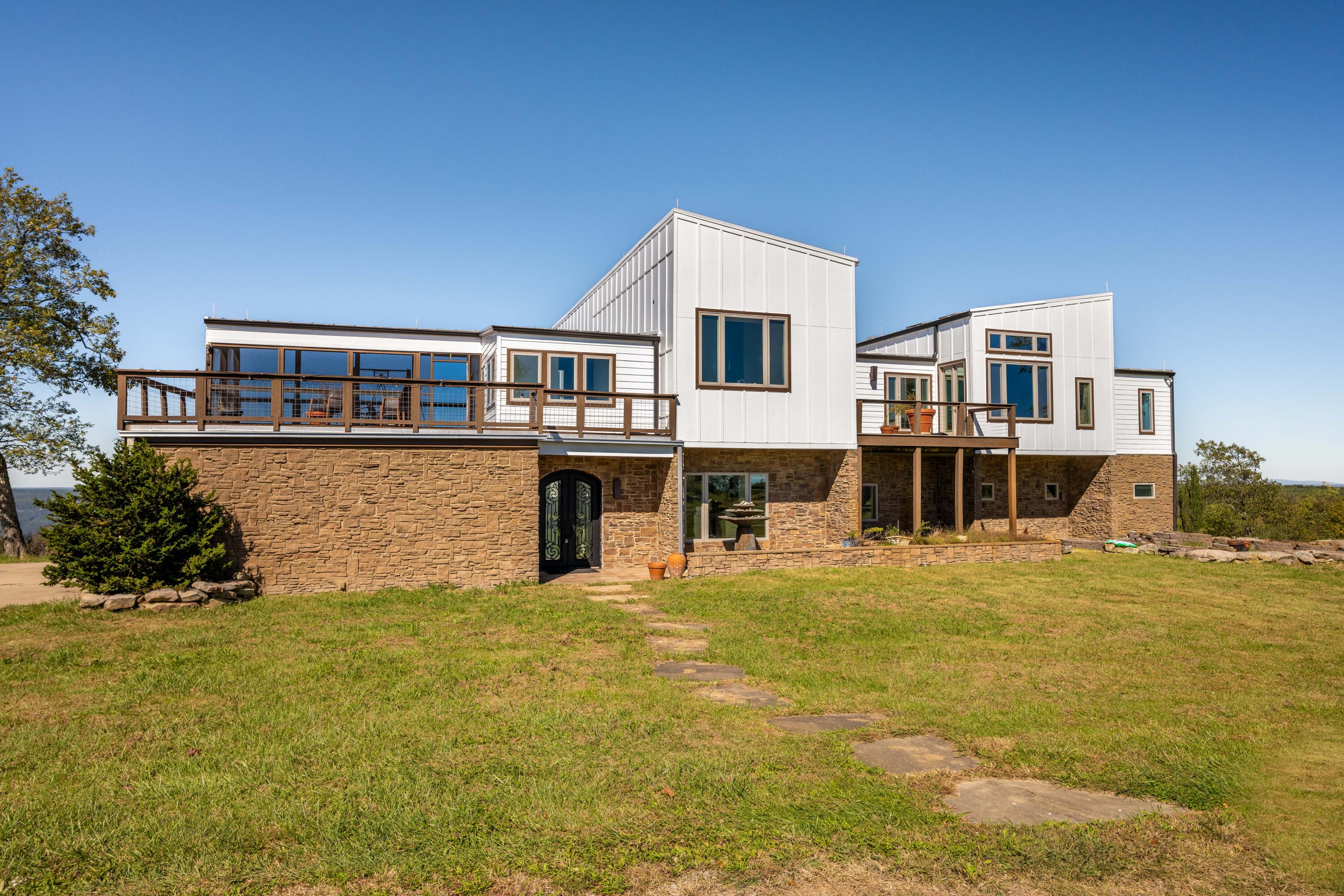 Graysville, Tennessee, 37338, United States, 4 Bedrooms Bedrooms, ,4 BathroomsBathrooms,Residential,Active,1952475