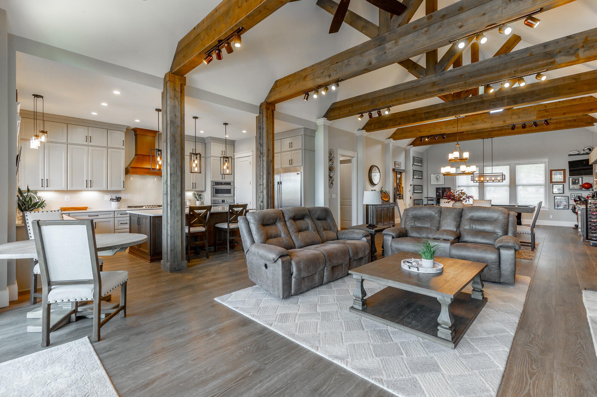 Jasper, Tennessee, 37347, United States, 3 Bedrooms Bedrooms, ,4 BathroomsBathrooms,Residential,Active,1987217