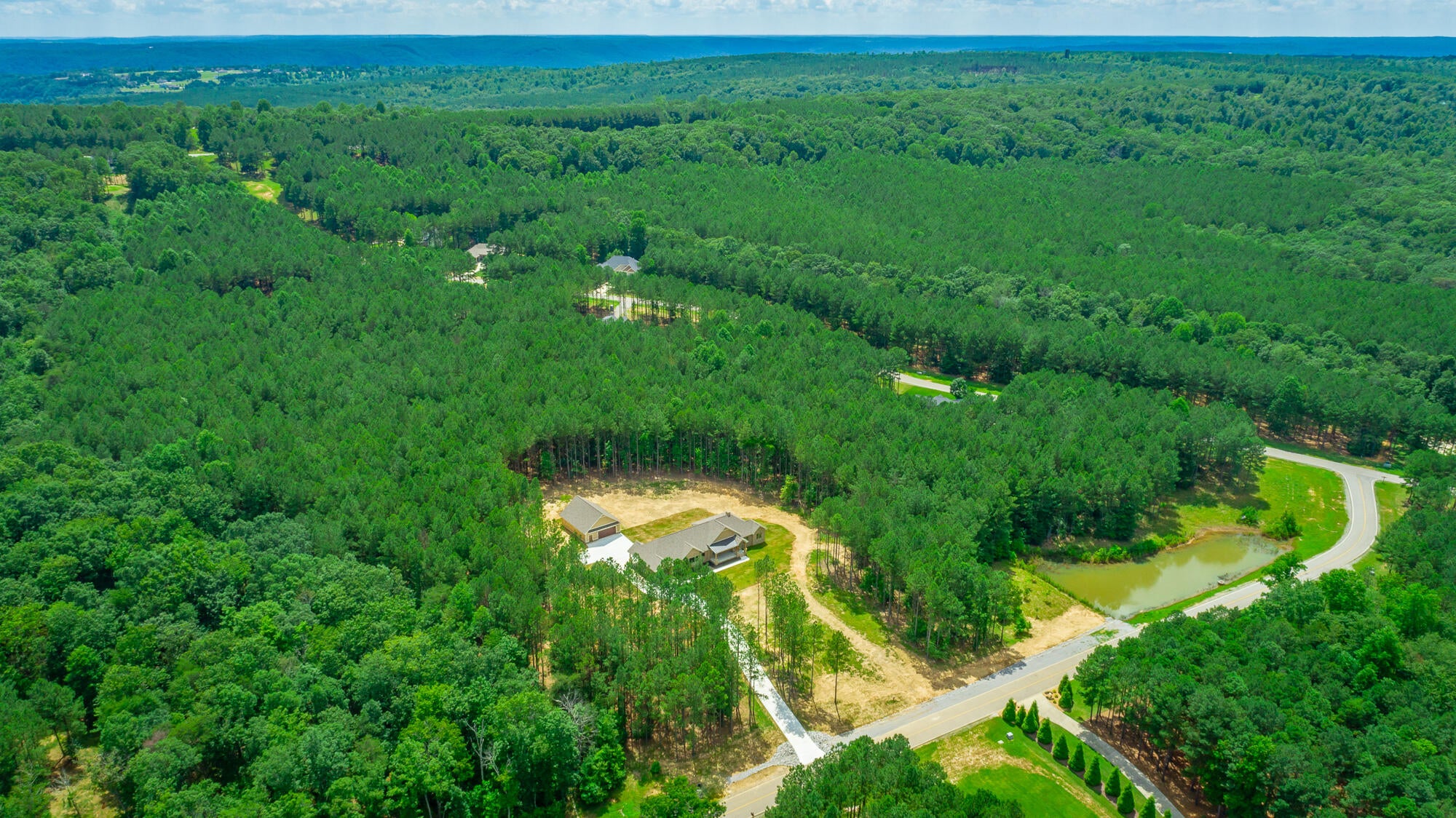 Jasper, Tennessee, 37347, United States, 3 Bedrooms Bedrooms, ,3 BathroomsBathrooms,Residential,Active,1965825