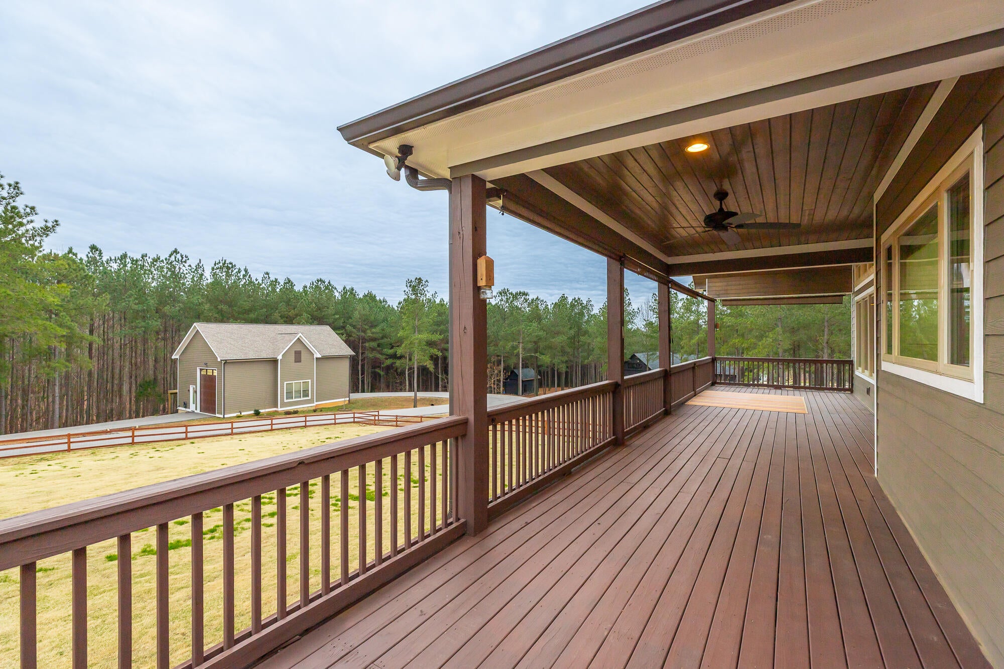 Jasper, Tennessee, 37347, United States, 3 Bedrooms Bedrooms, ,5 BathroomsBathrooms,Residential,Active,2002347