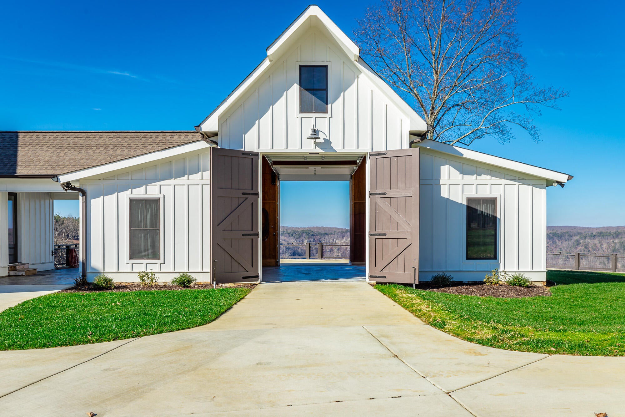 Jasper, Tennessee, 37347, United States, 3 Bedrooms Bedrooms, ,3 BathroomsBathrooms,Residential,Active,2002330