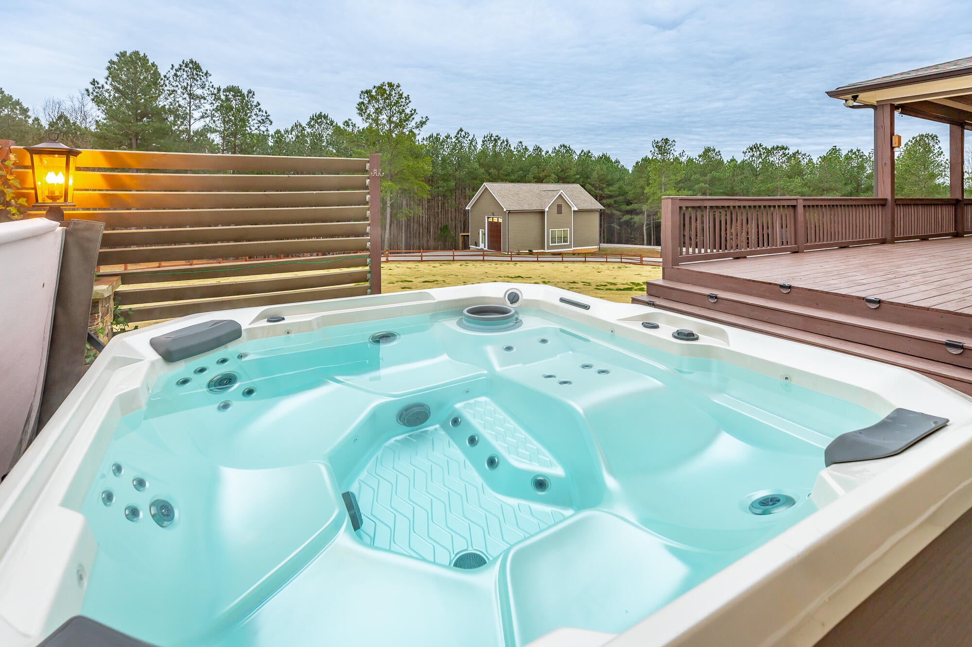 Jasper, Tennessee, 37347, United States, 3 Bedrooms Bedrooms, ,5 BathroomsBathrooms,Residential,Active,2002347