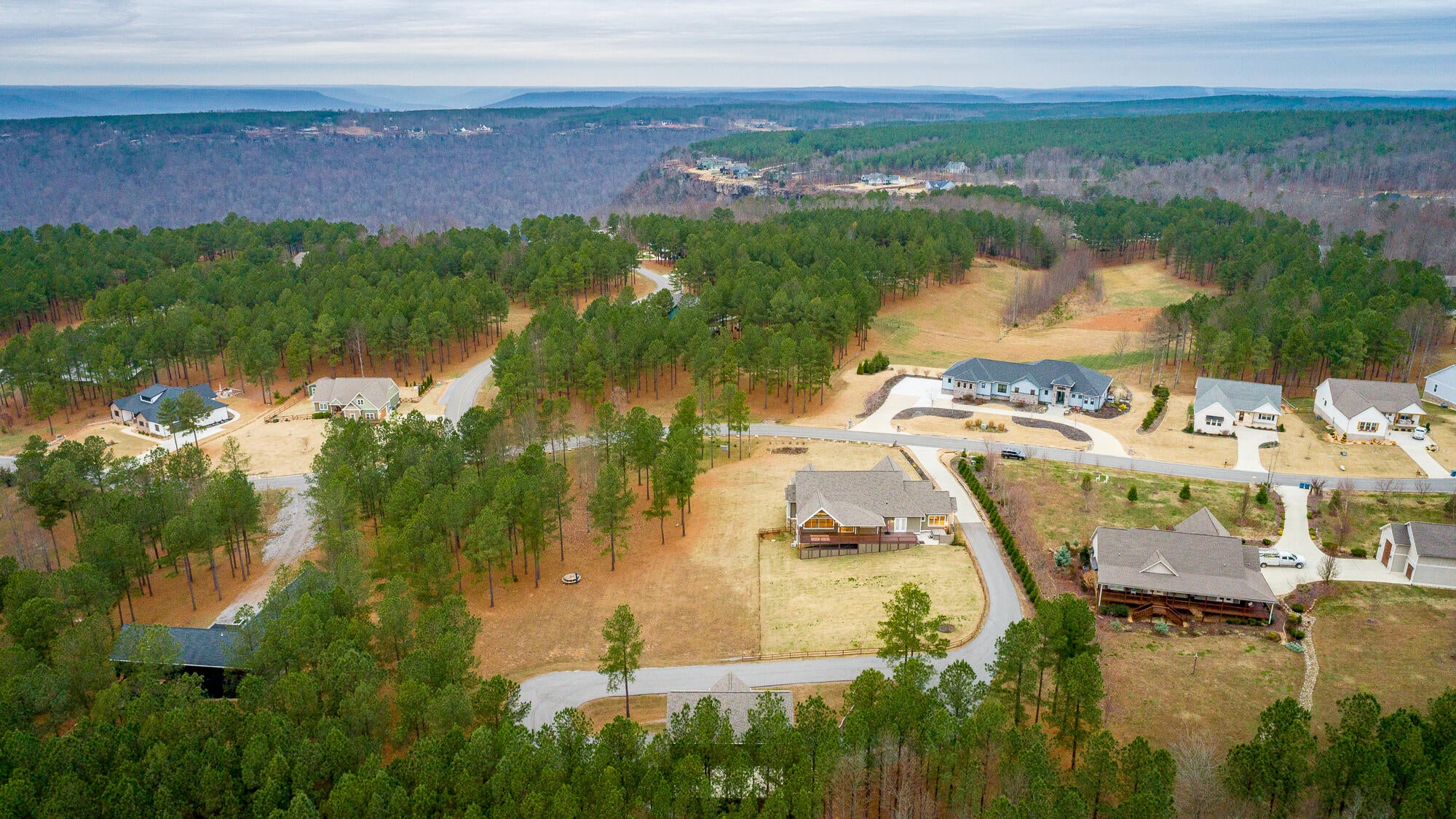 Jasper, Tennessee, 37347, United States, 3 Bedrooms Bedrooms, ,5 BathroomsBathrooms,Residential,Active,2002347