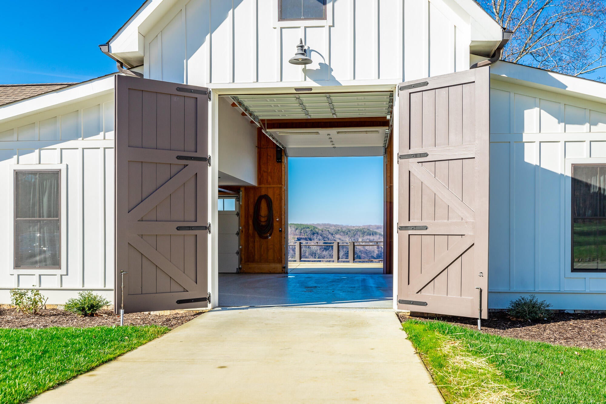 Jasper, Tennessee, 37347, United States, 3 Bedrooms Bedrooms, ,3 BathroomsBathrooms,Residential,Active,2002330