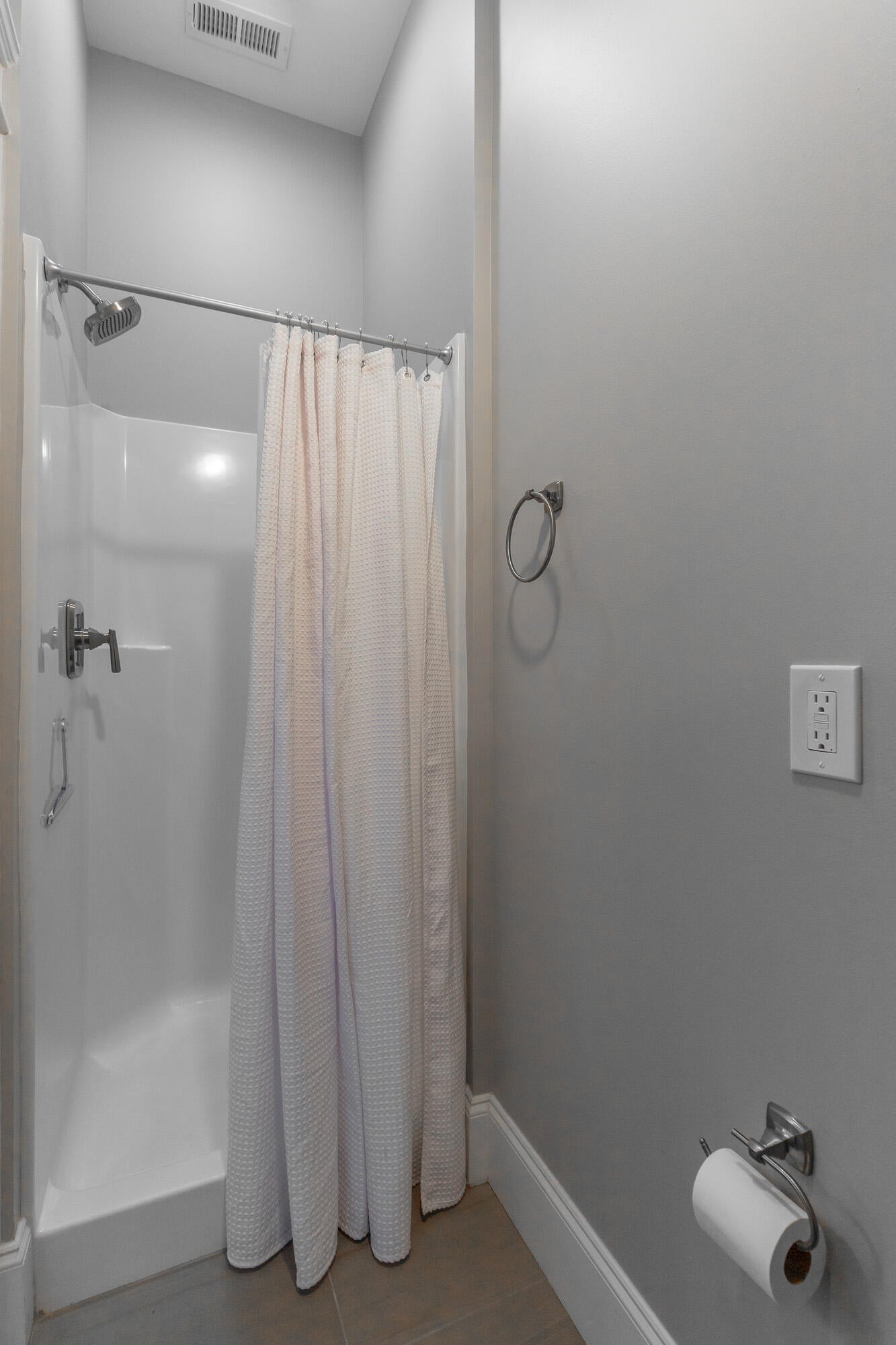 Jasper, Tennessee, 37347, United States, 3 Bedrooms Bedrooms, ,4 BathroomsBathrooms,Residential,Active,1987217