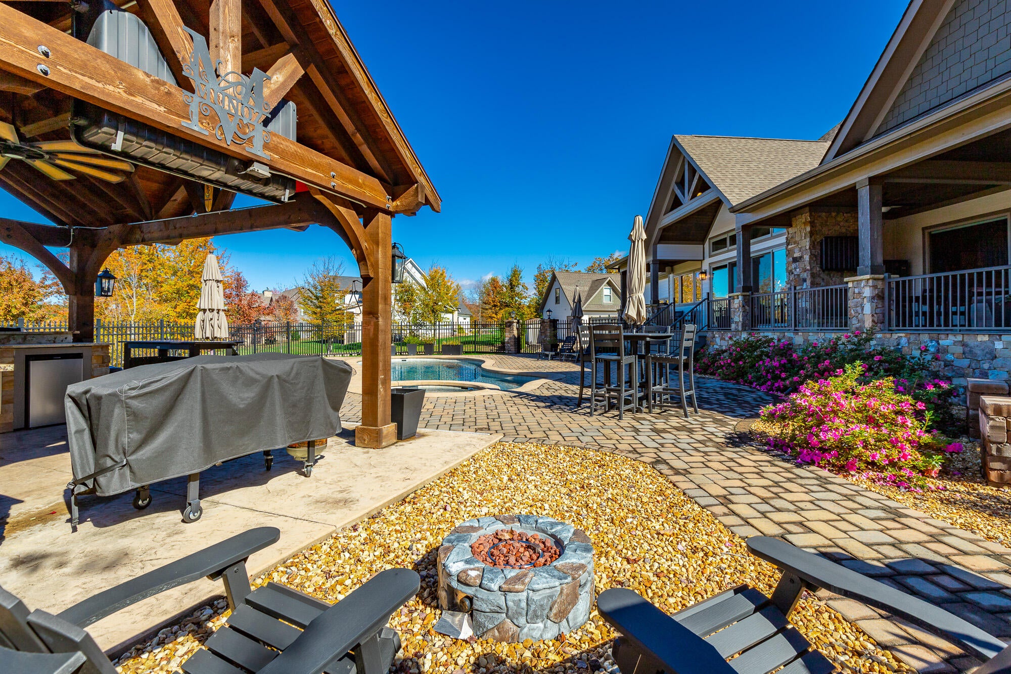 Jasper, Tennessee, 37347, United States, 3 Bedrooms Bedrooms, ,4 BathroomsBathrooms,Residential,Active,1987217