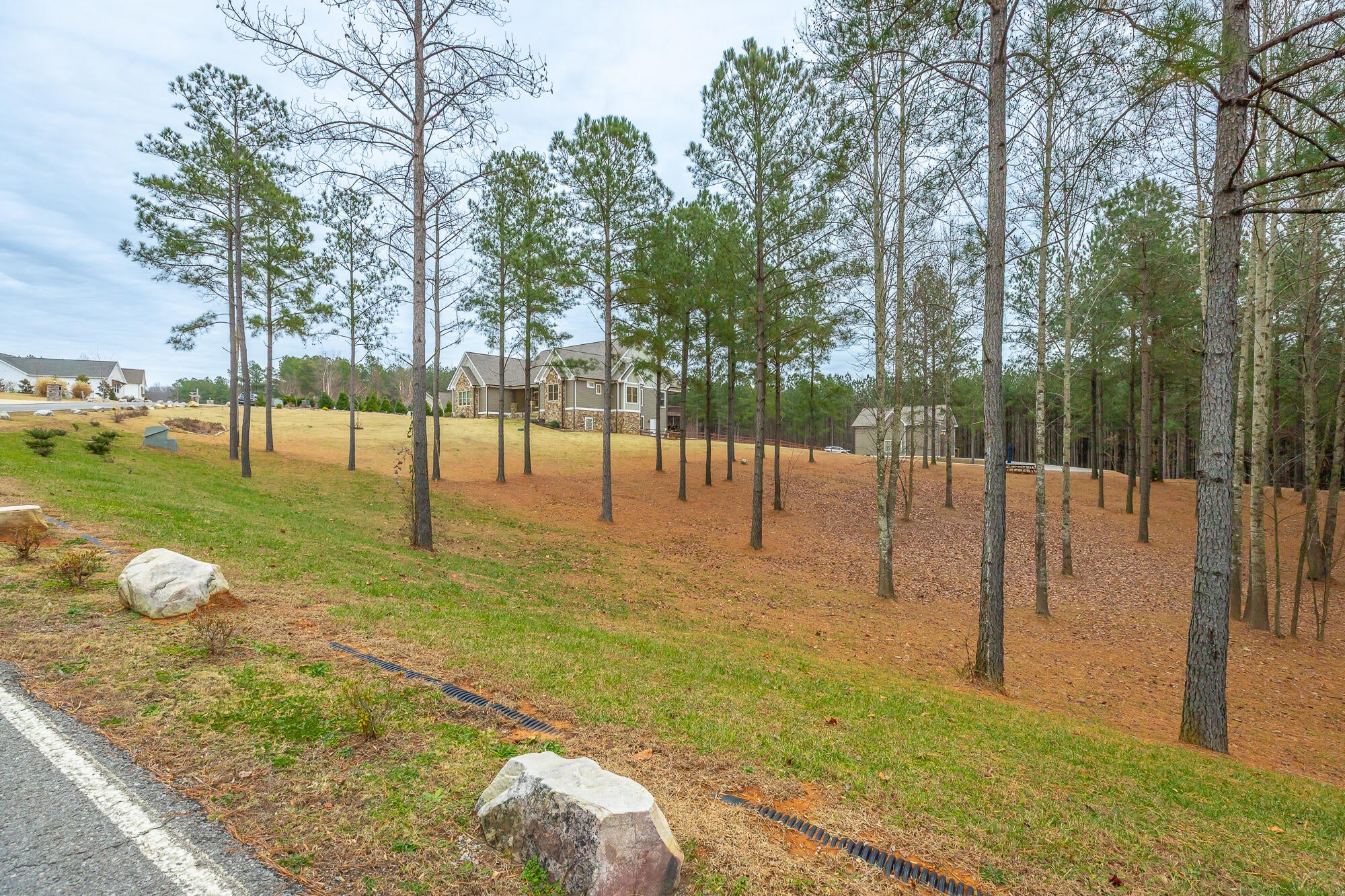 Jasper, Tennessee, 37347, United States, 3 Bedrooms Bedrooms, ,5 BathroomsBathrooms,Residential,Active,2002347