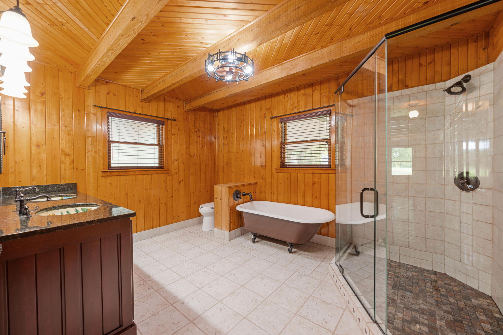 Whitwell, Tennessee, 37397, United States, 3 Bedrooms Bedrooms, ,2 BathroomsBathrooms,Residential,Active,1900160