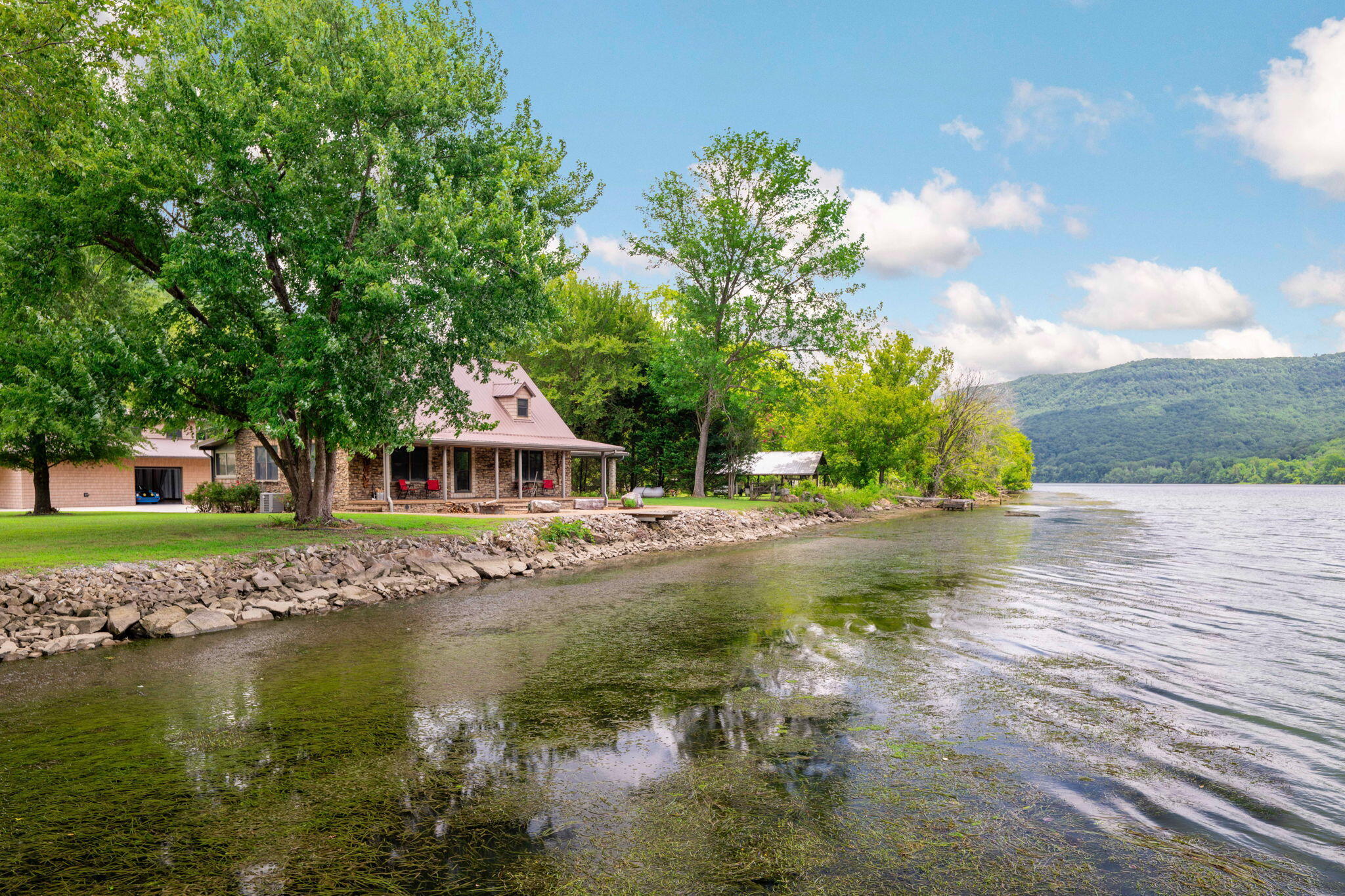 Whitwell, Tennessee, 37397, United States, 3 Bedrooms Bedrooms, ,2 BathroomsBathrooms,Residential,Active,1900160
