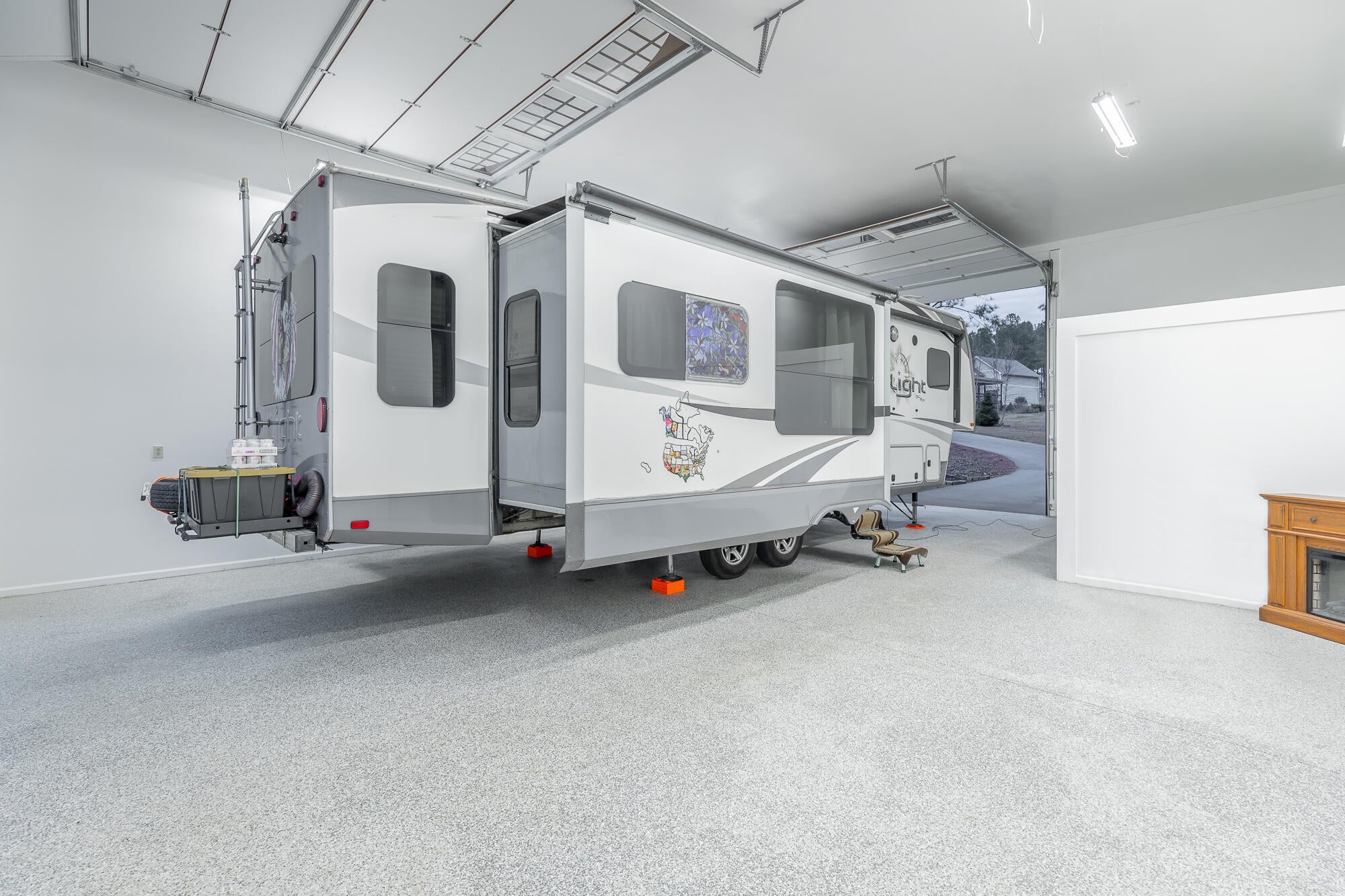 Jasper, Tennessee, 37347, United States, 3 Bedrooms Bedrooms, ,5 BathroomsBathrooms,Residential,Active,2002347