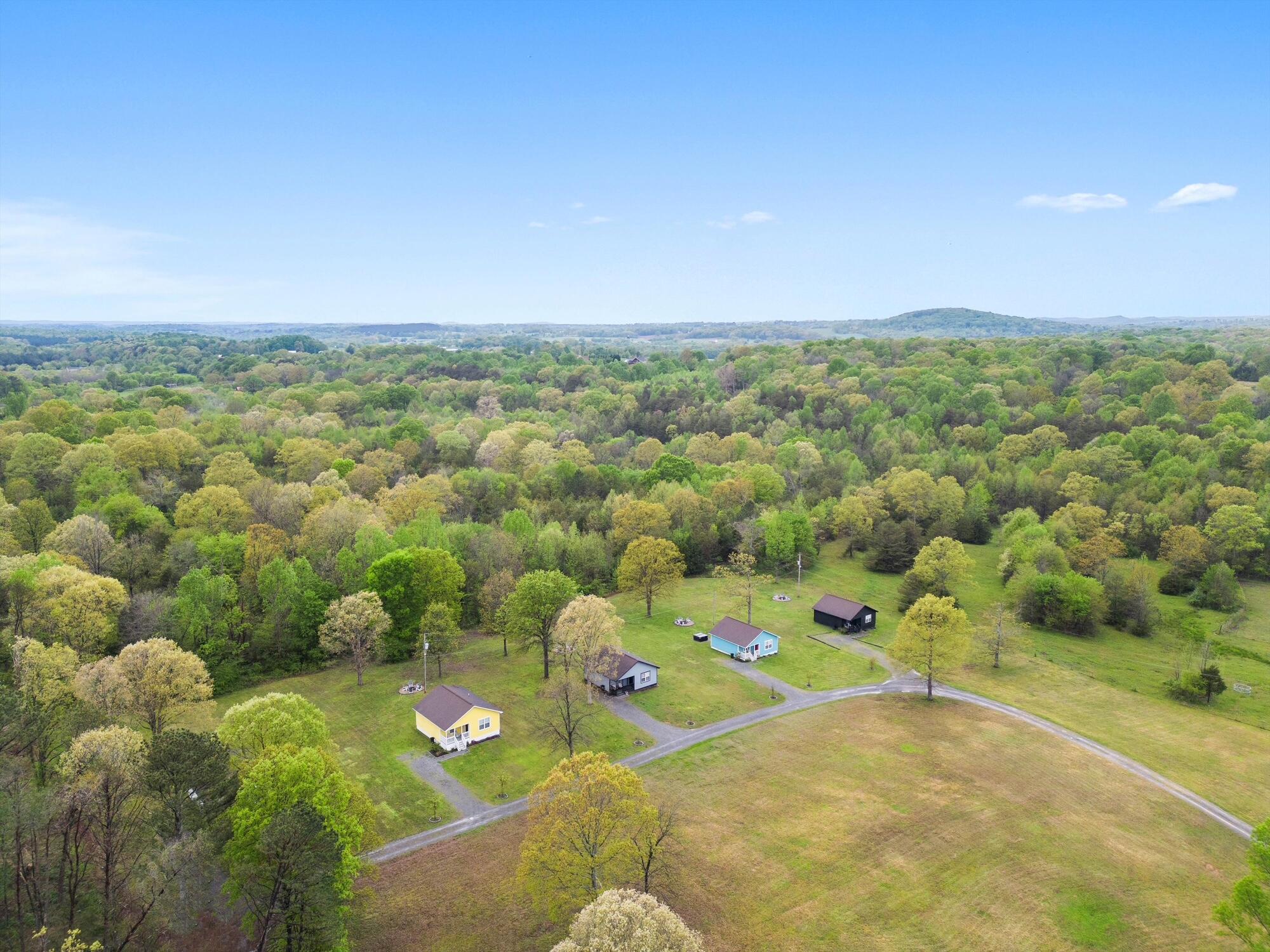 Delano, Tennessee, 37325, United States, 10 Bedrooms Bedrooms, ,5 BathroomsBathrooms,Residential,Active,1880305