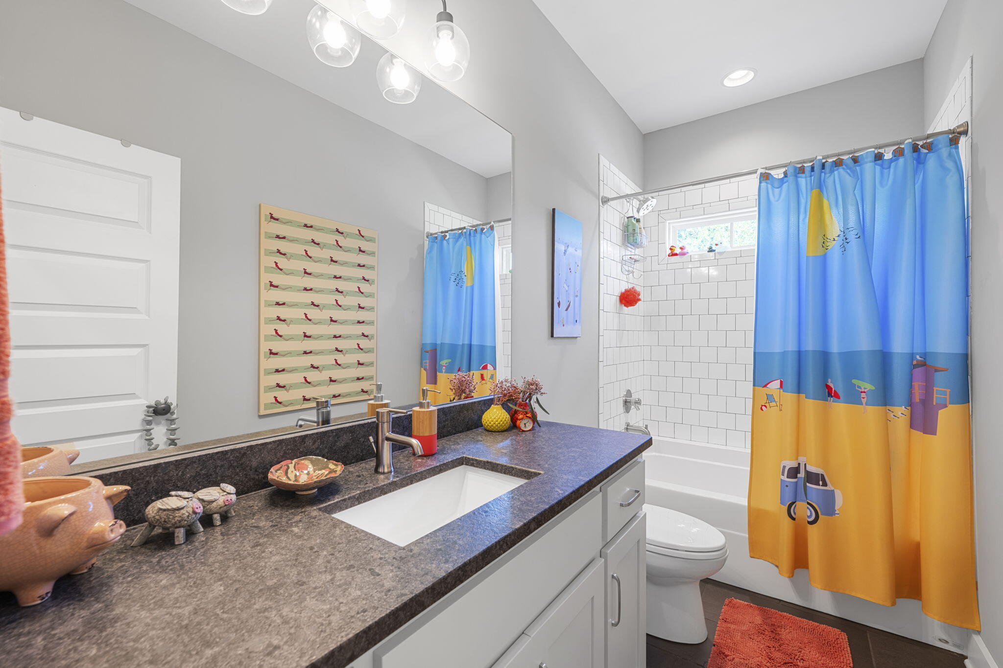 Chattanooga, Tennessee, 37405, United States, 4 Bedrooms Bedrooms, ,4 BathroomsBathrooms,Residential,Active,1893208